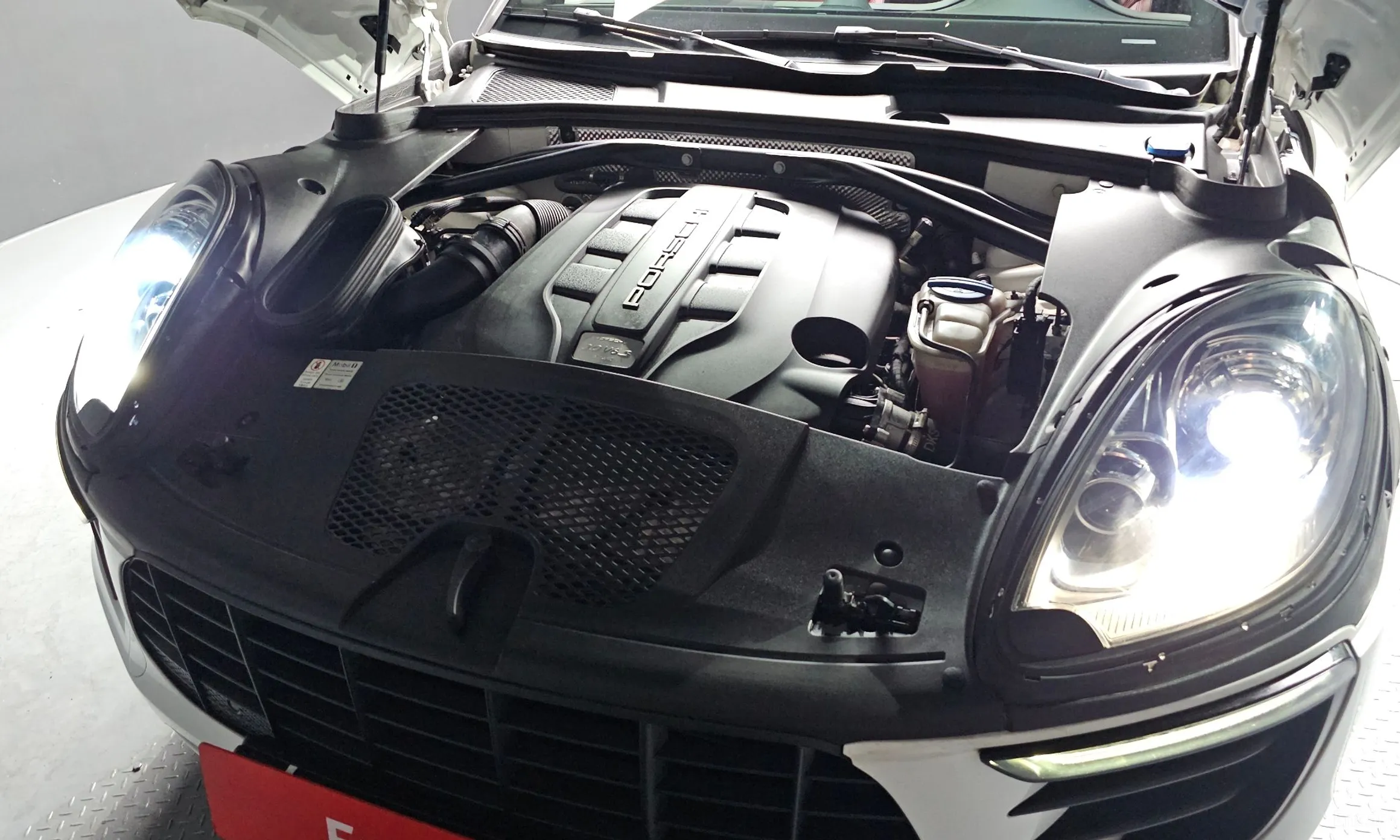 Porsche Macan превью 6