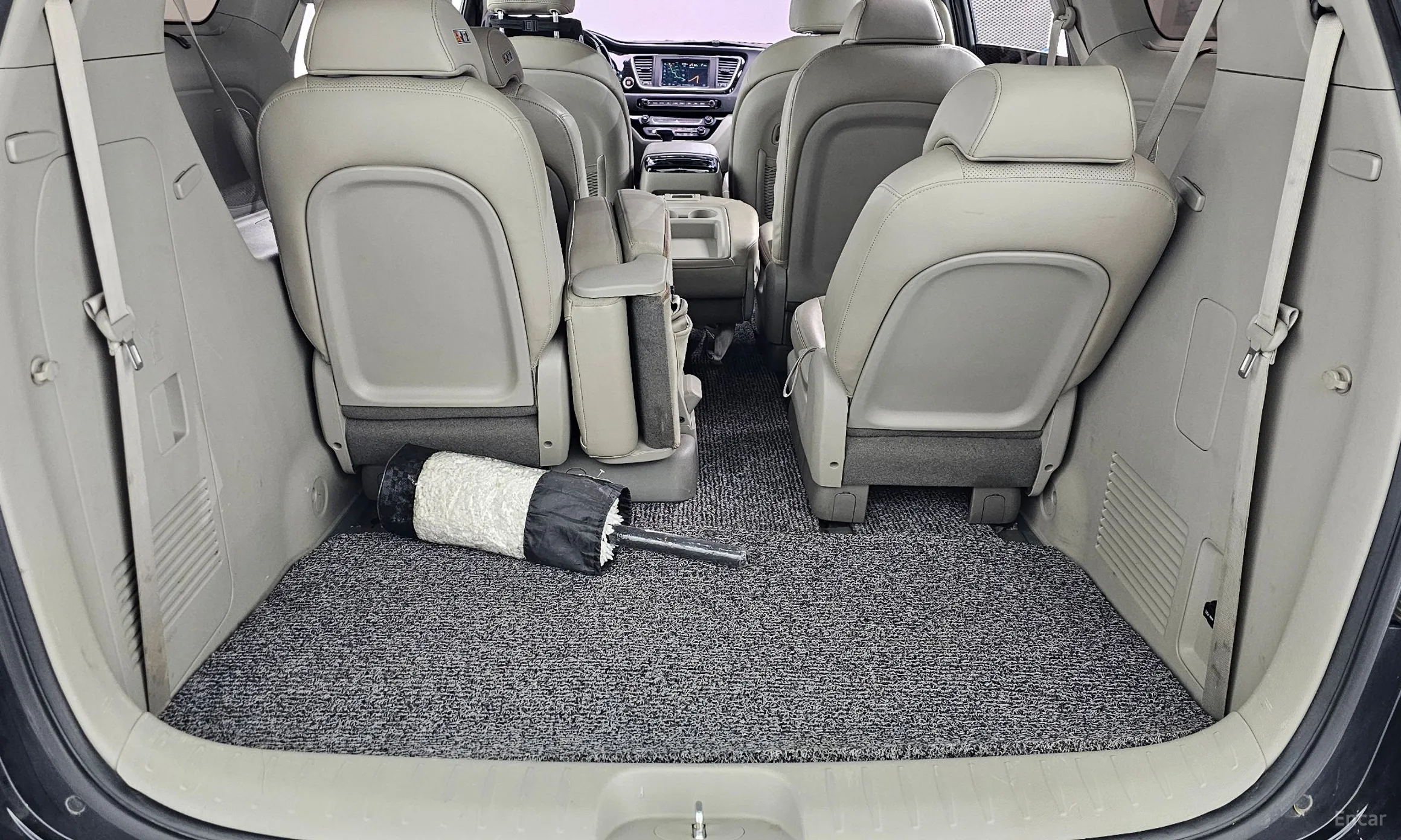 Kia Carnival превью 20