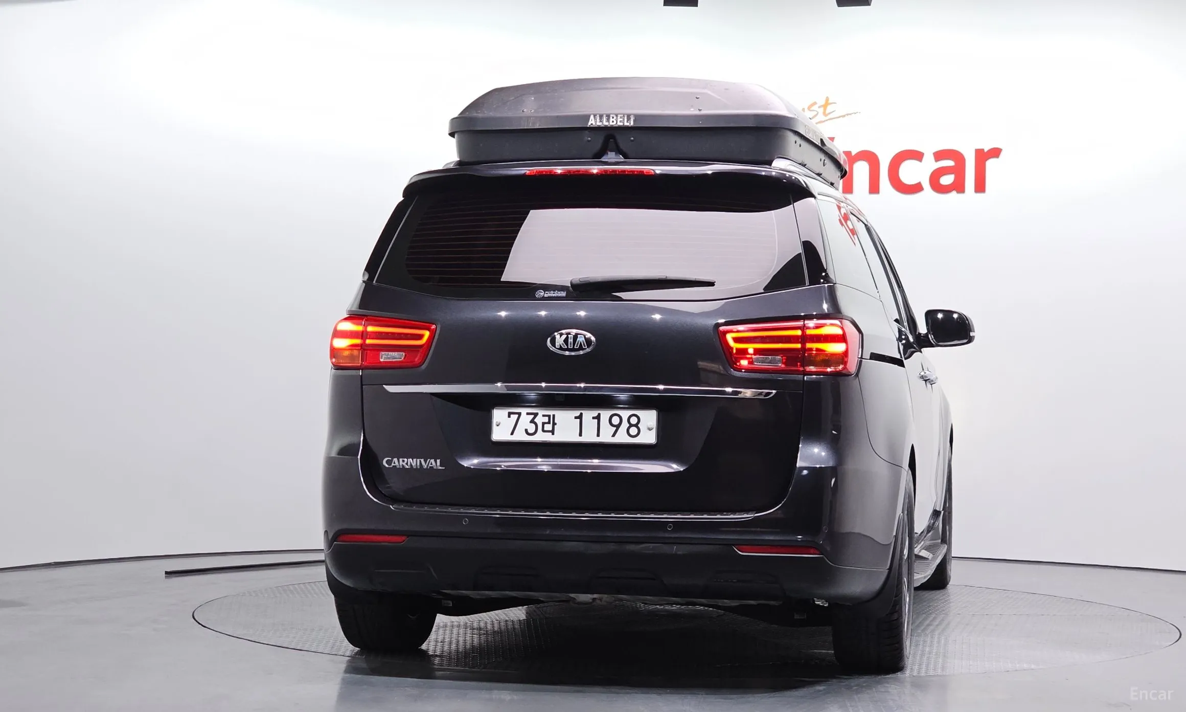 Kia Carnival превью 4