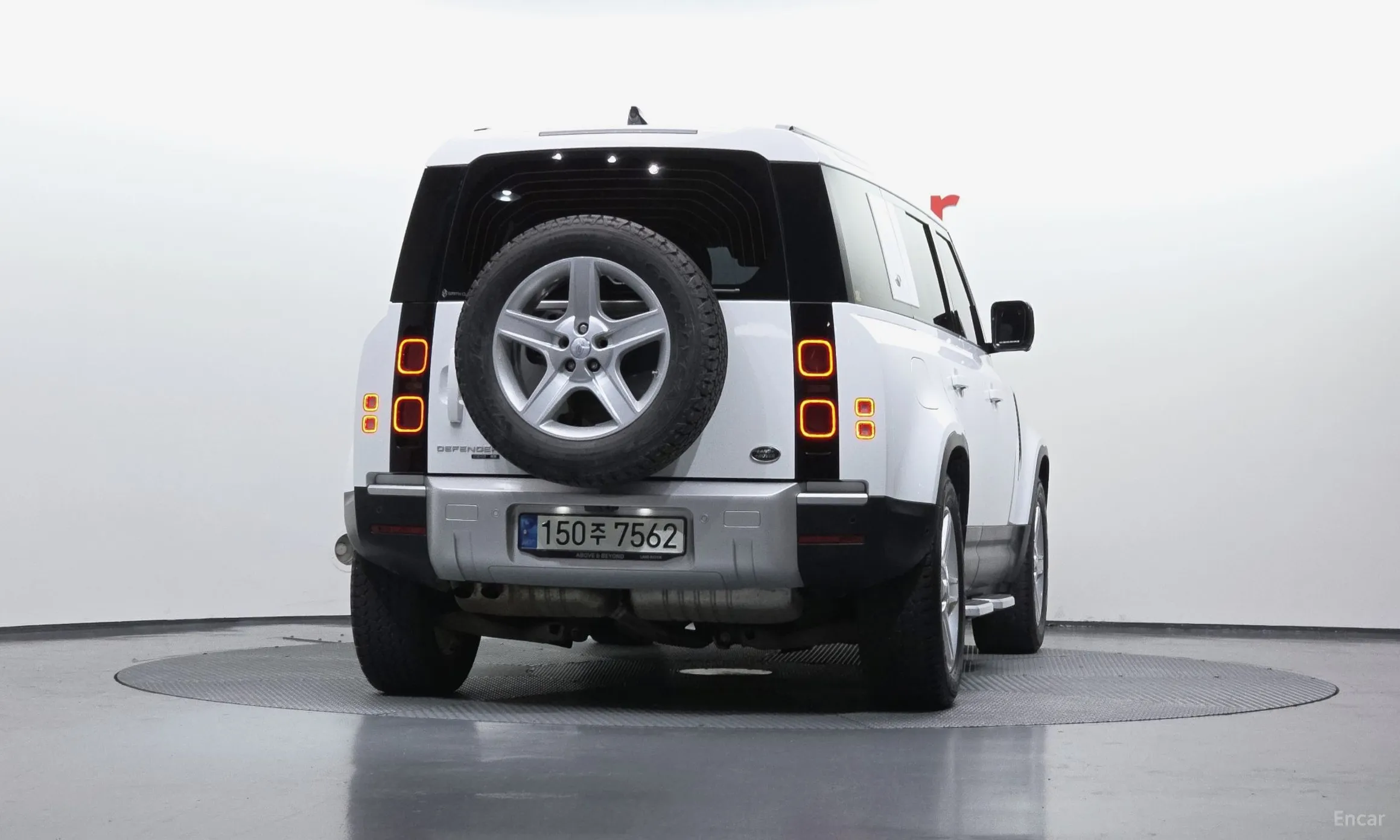 Land Rover Defender (L663) превью 4