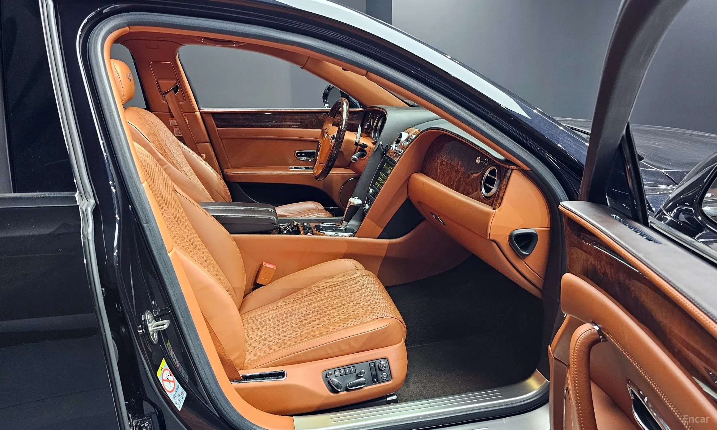 Bentley Flying Spur 2nd Generation превью 11