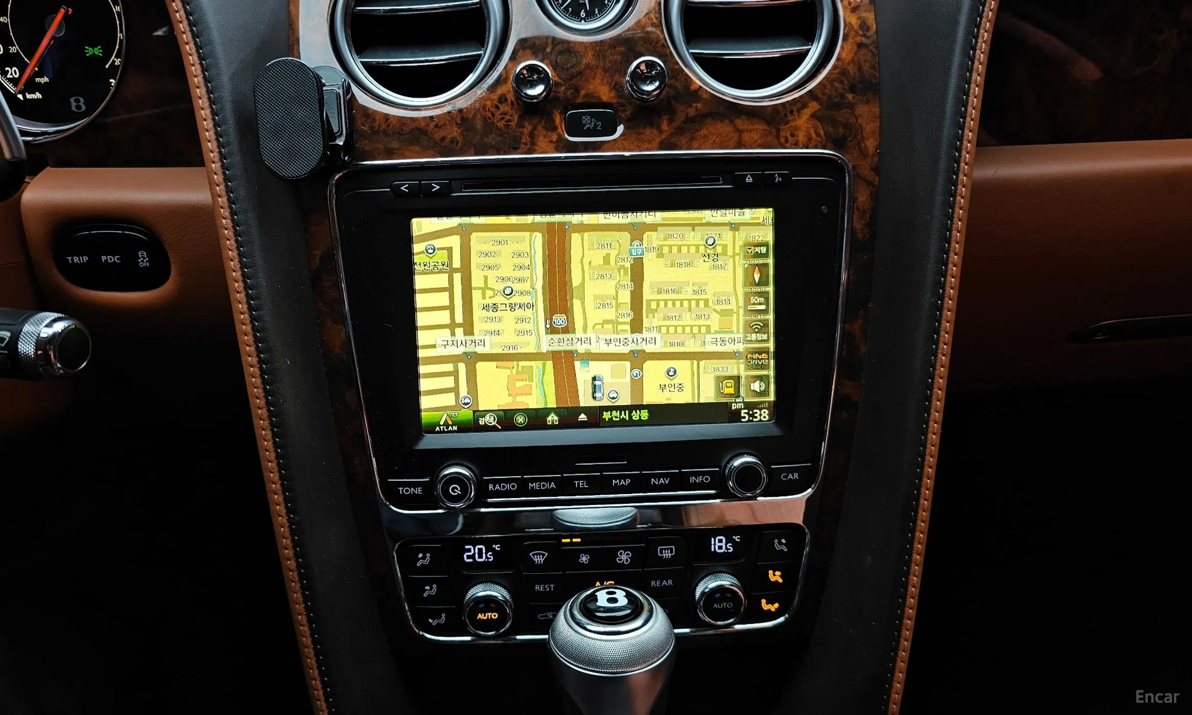 Bentley Flying Spur 2nd Generation превью 14