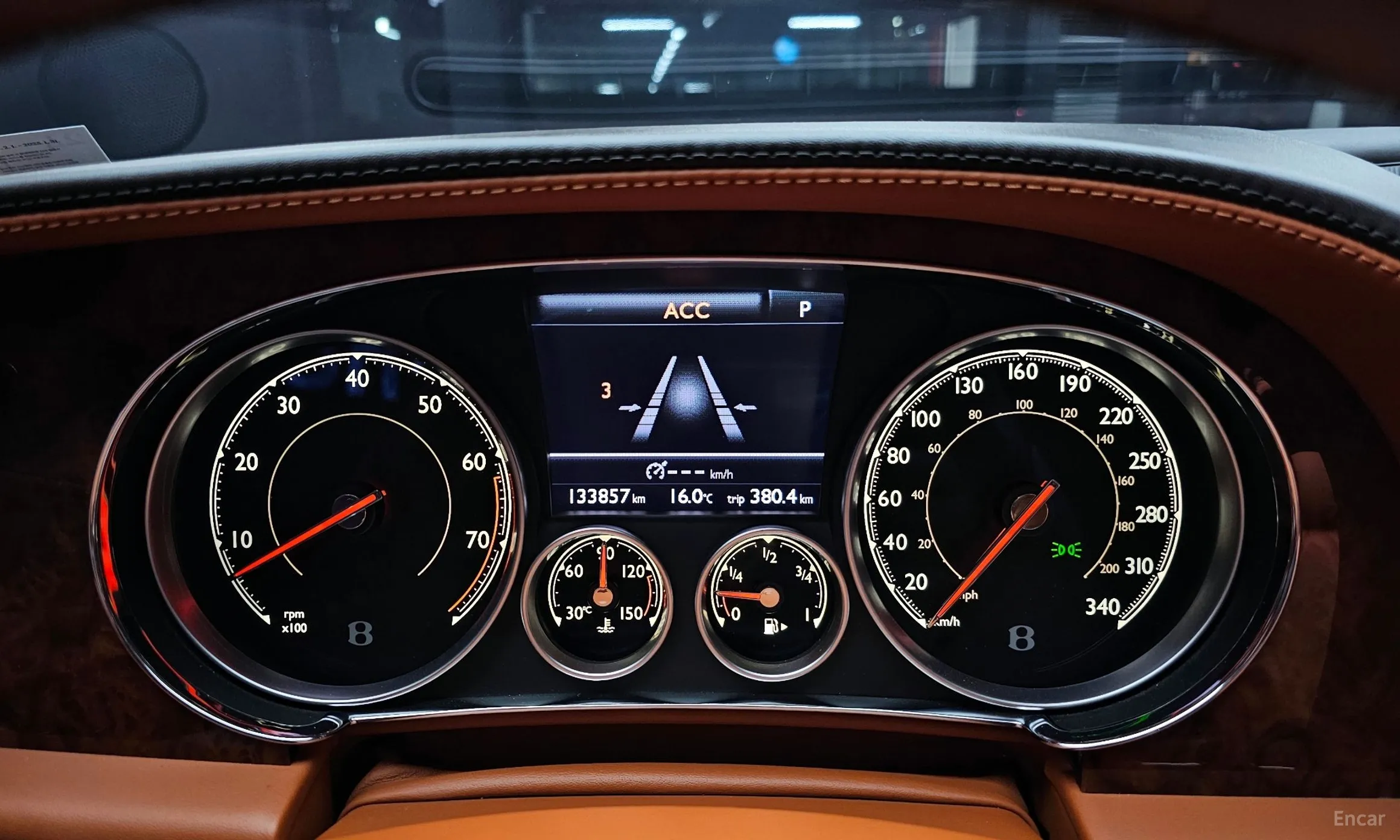 Bentley Flying Spur 2nd Generation превью 8