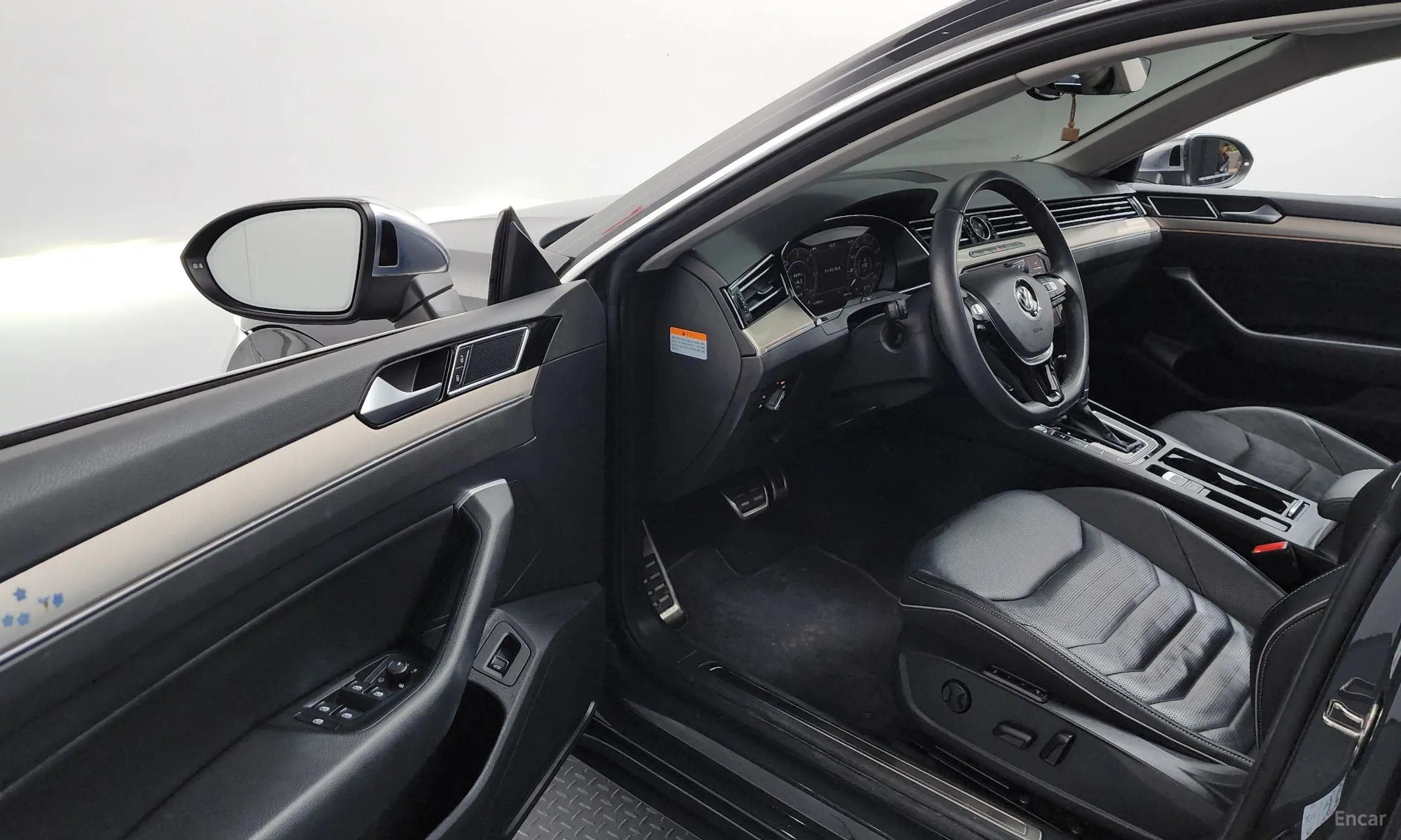 Volkswagen Ateon превью 10