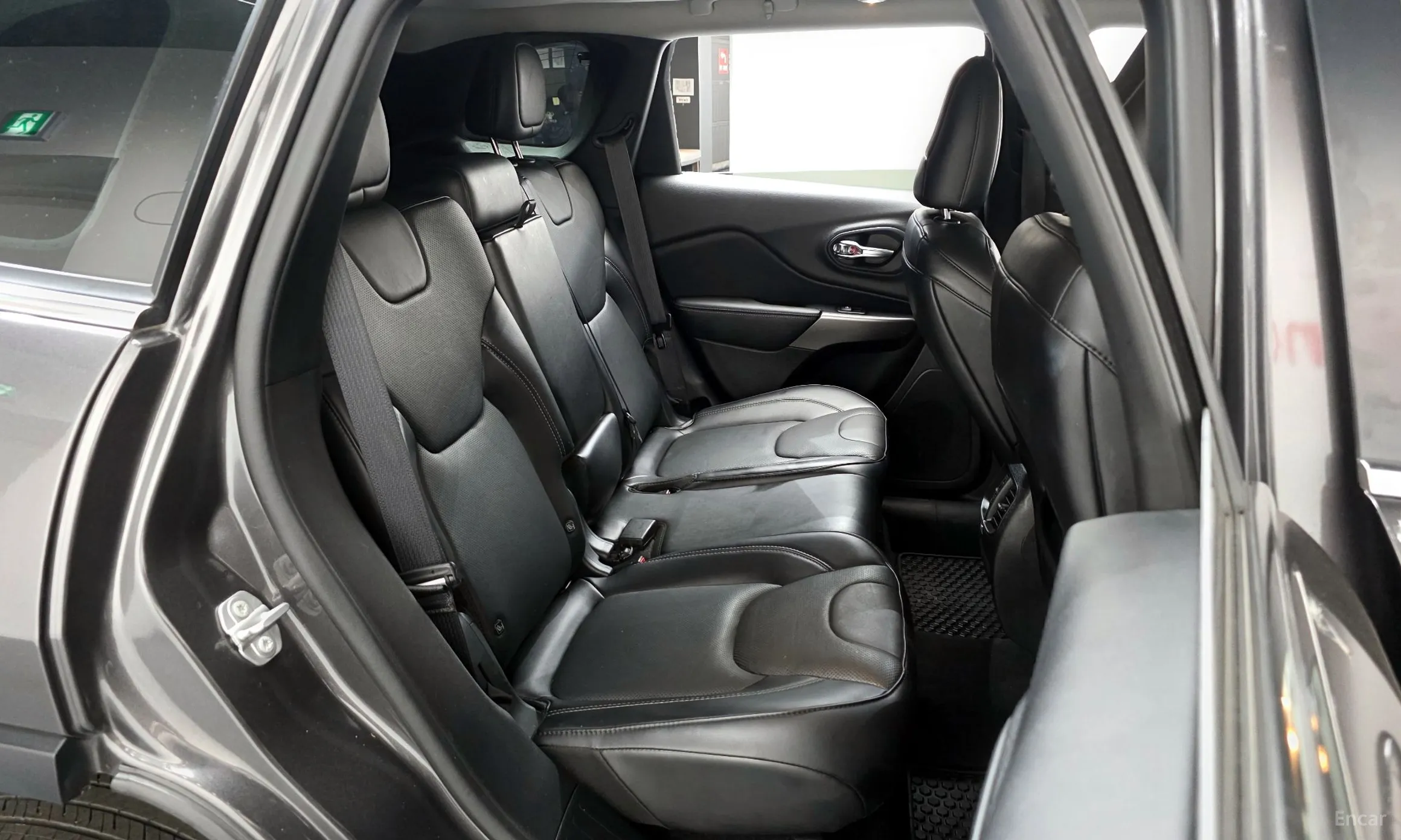 Jeep Cherokee (KL) превью 12