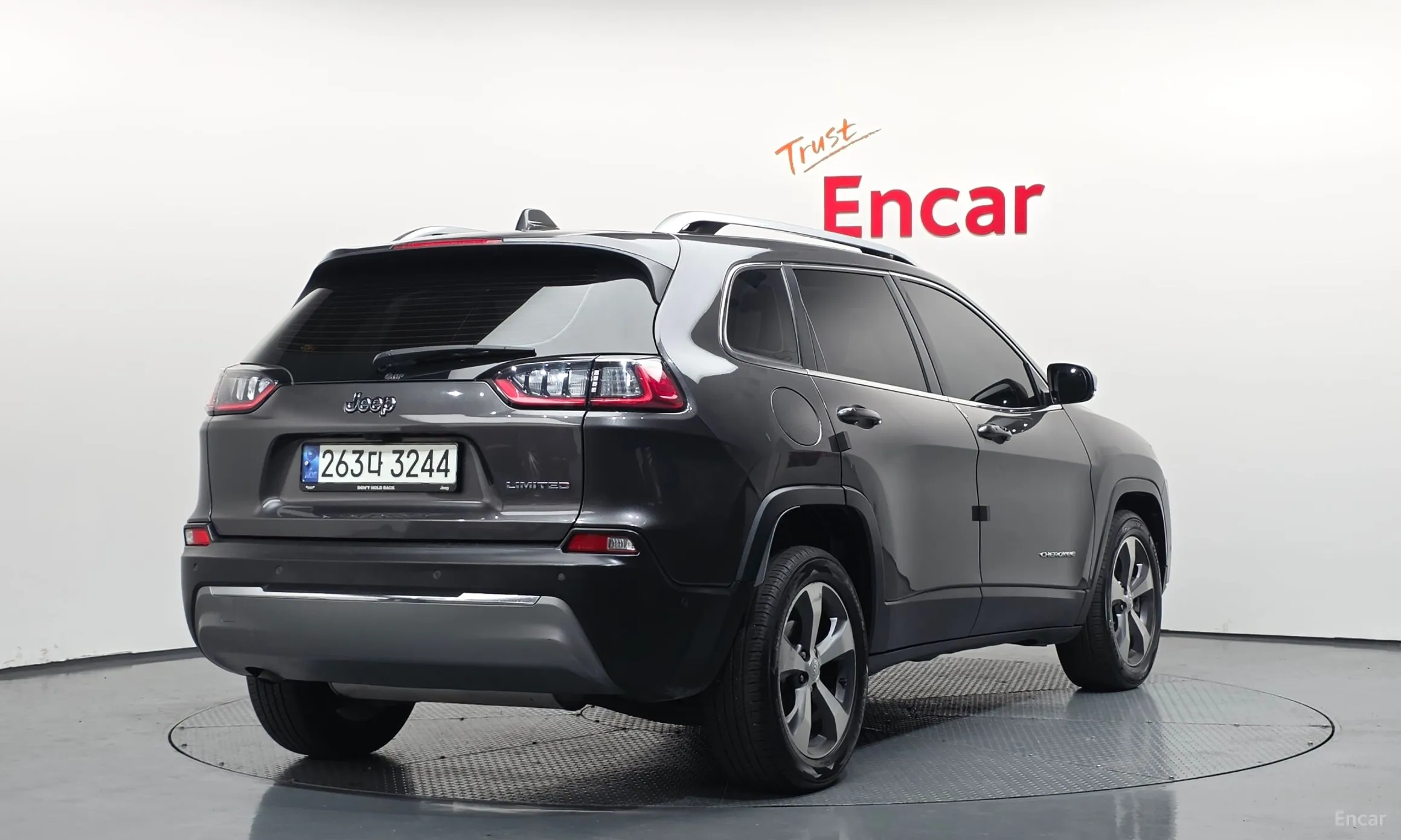 Jeep Cherokee (KL) превью 2