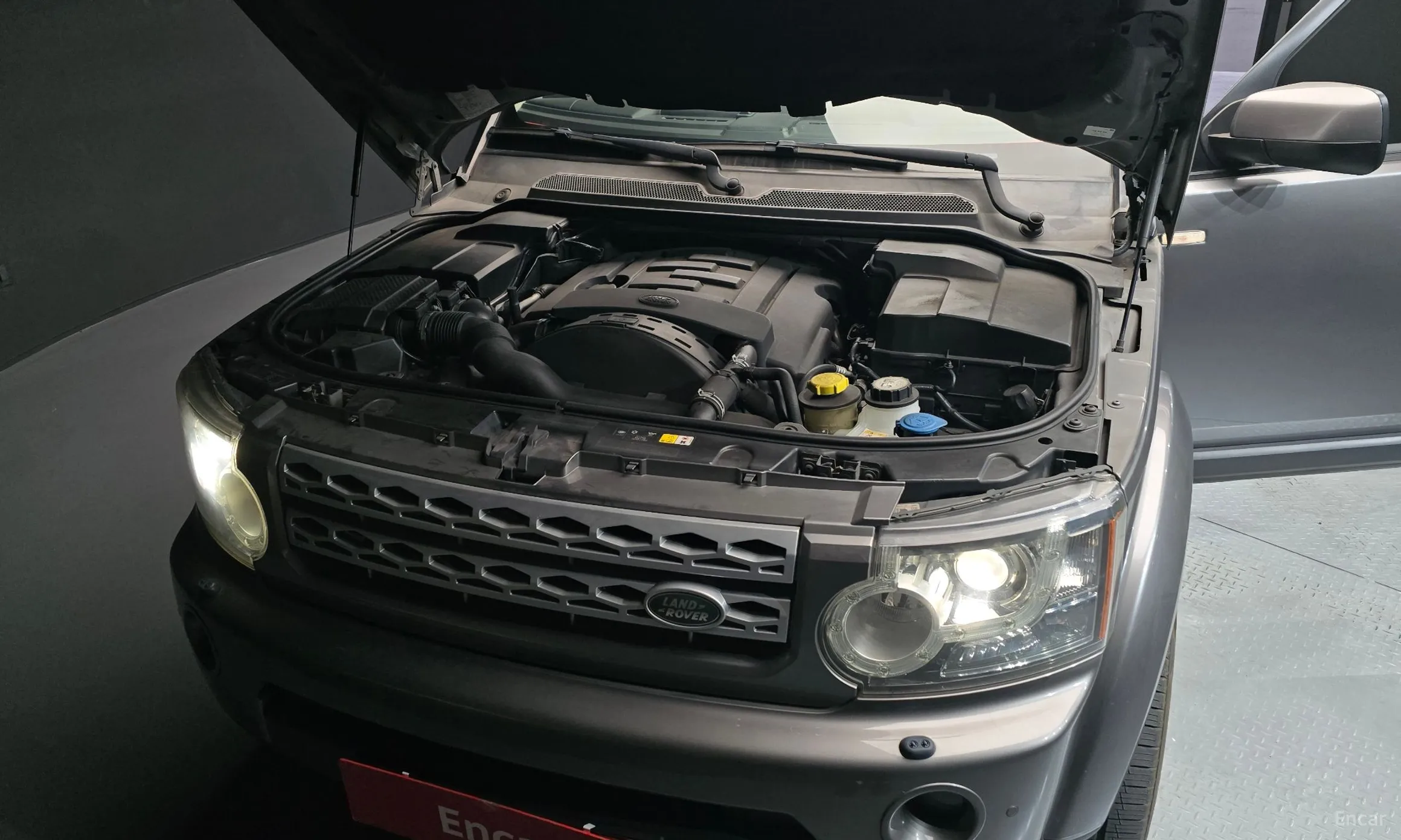 Land Rover Discovery 4 превью 6