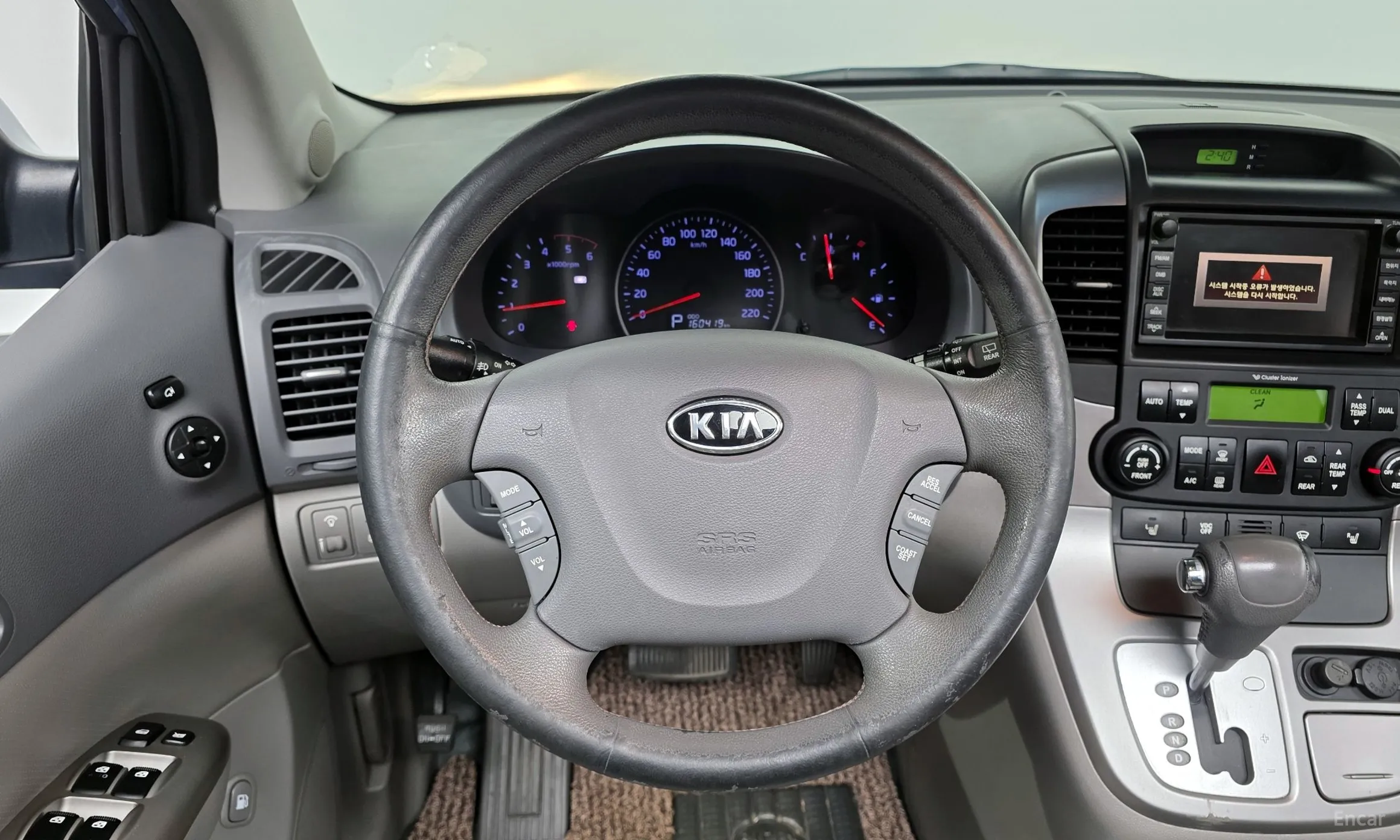 Kia Carnival R превью 13