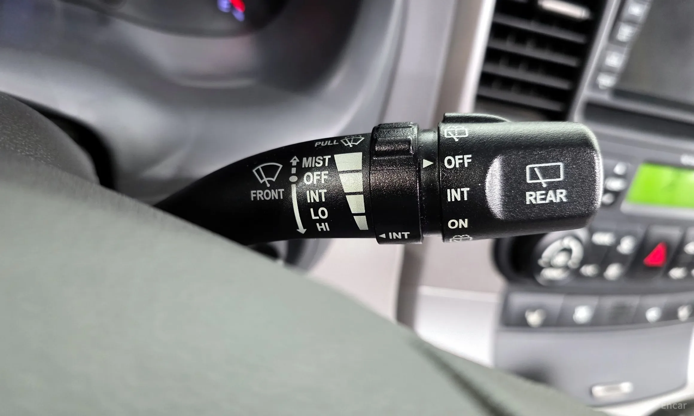 Kia Carnival R превью 18