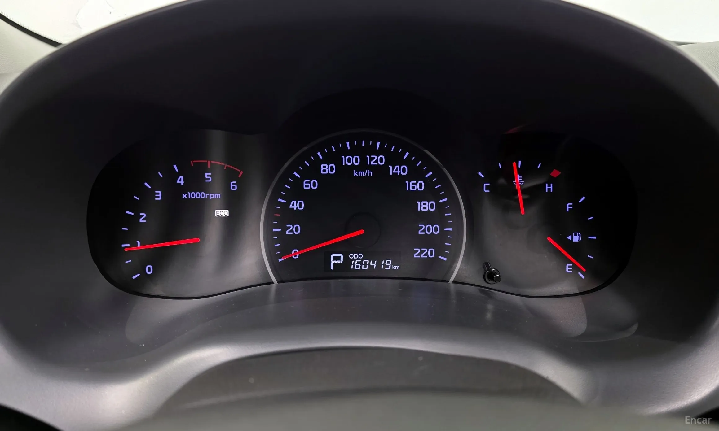 Kia Carnival R превью 8