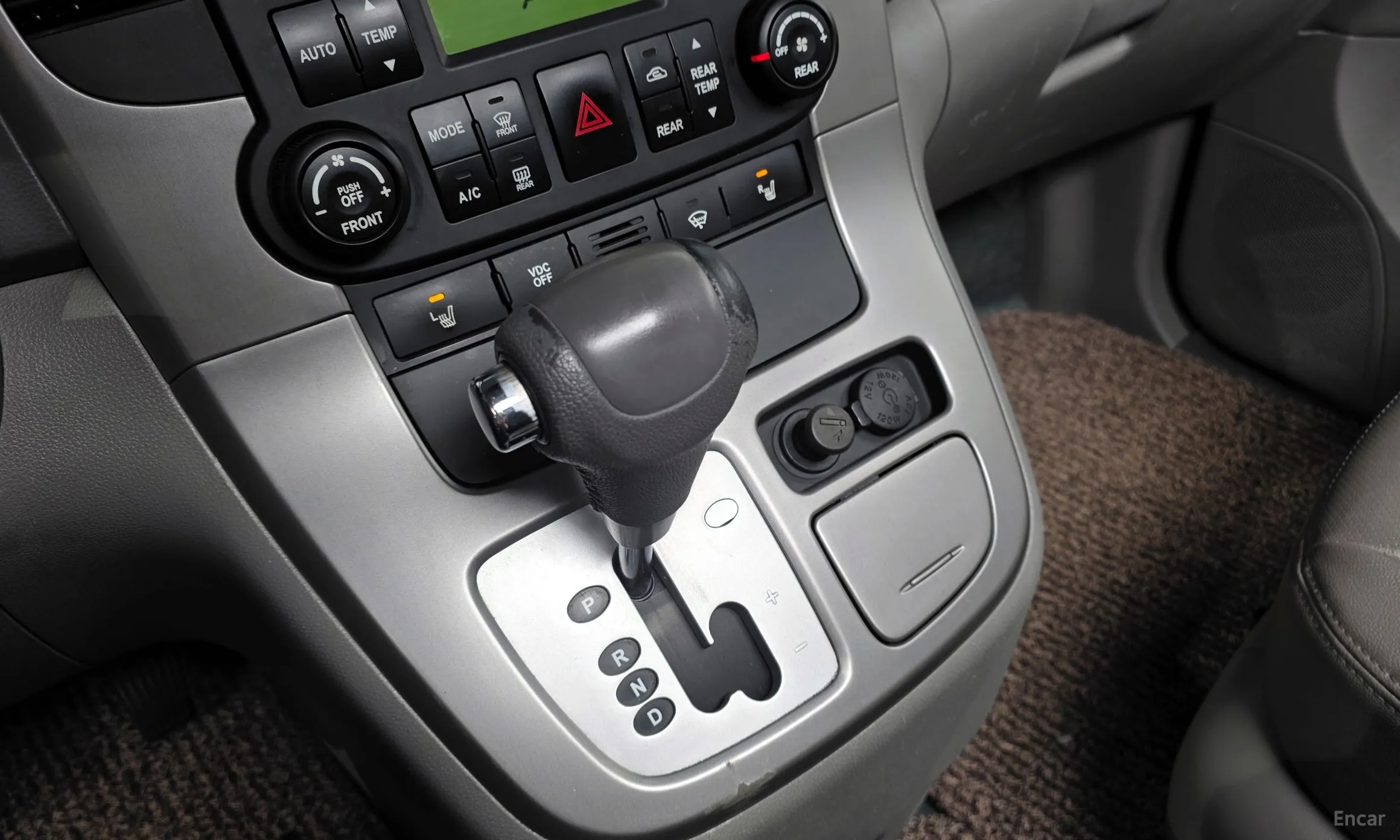 Kia Carnival R превью 9