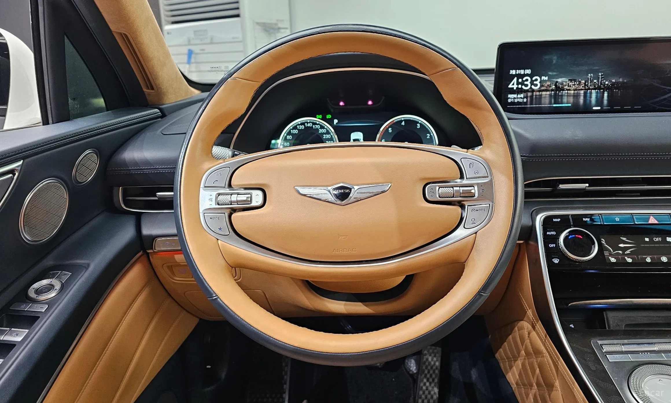 Genesis GV80 превью 13
