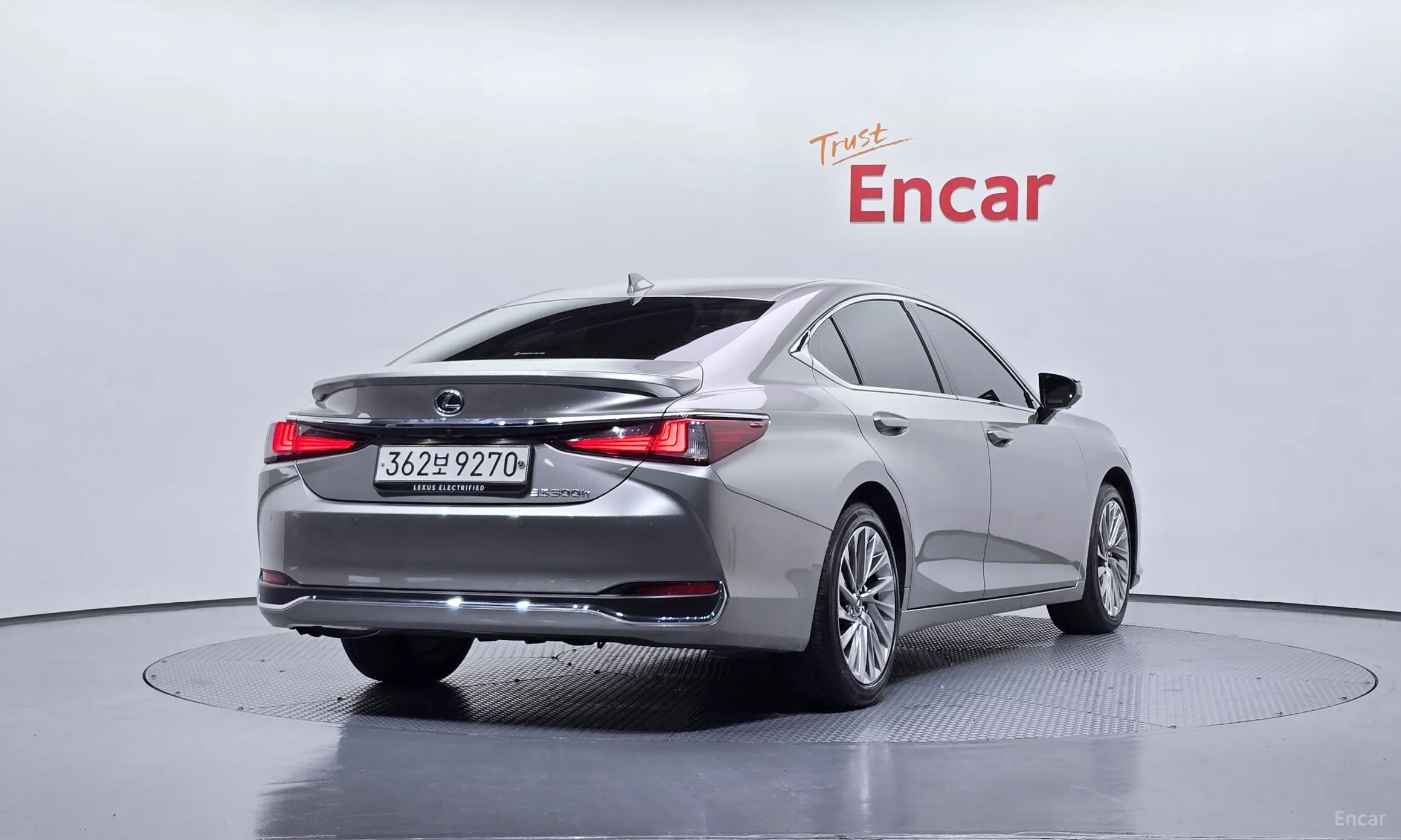 Lexus ES300h 7th Generation превью 2