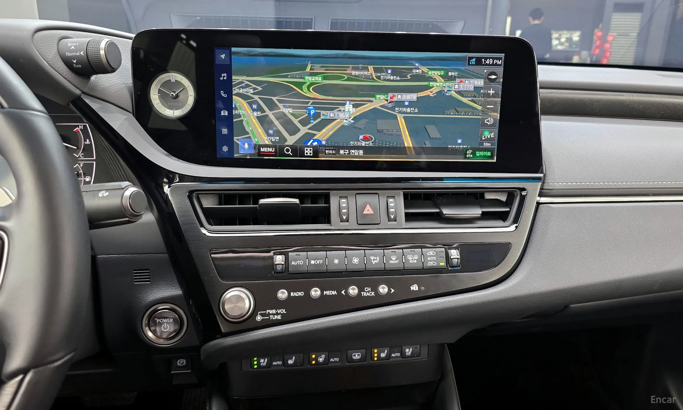 Lexus ES300h 7th Generation превью 16