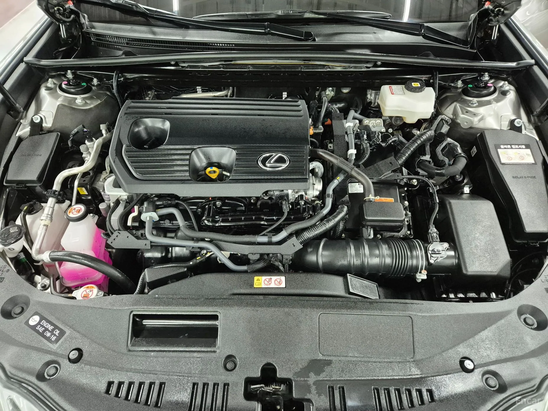 Lexus ES300h 7th Generation превью 6