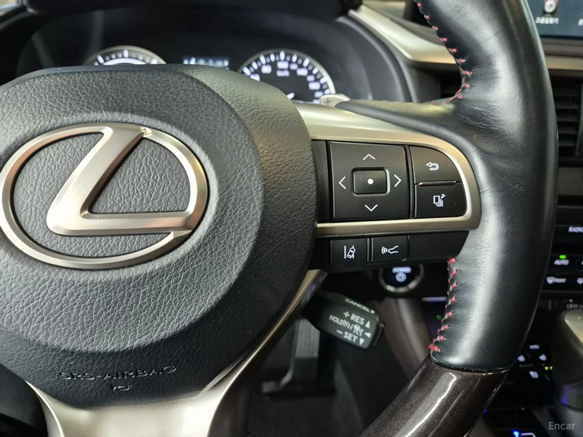 Lexus RX450hL 4th Generation превью 6