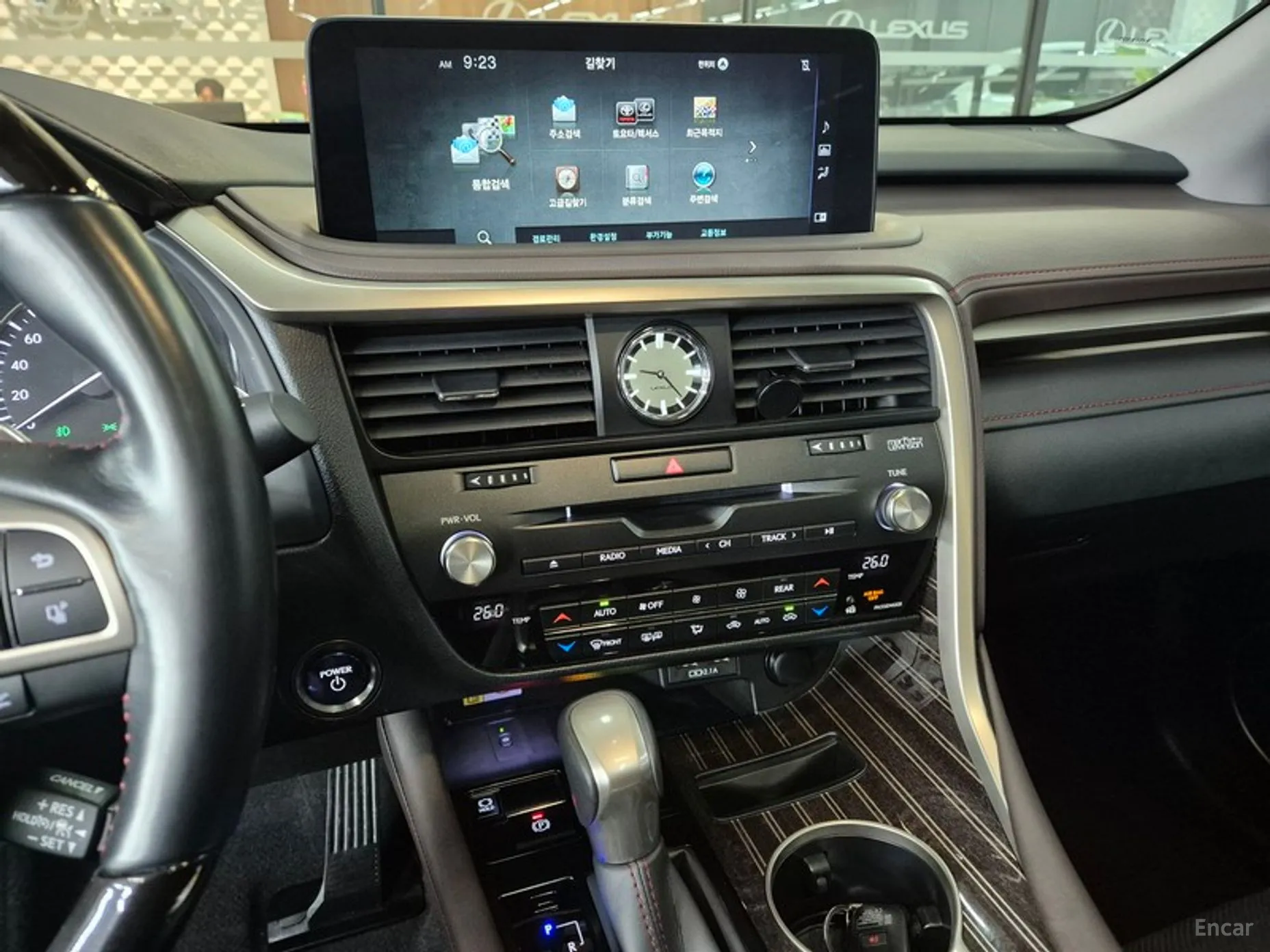 Lexus RX450hL 4th Generation превью 7