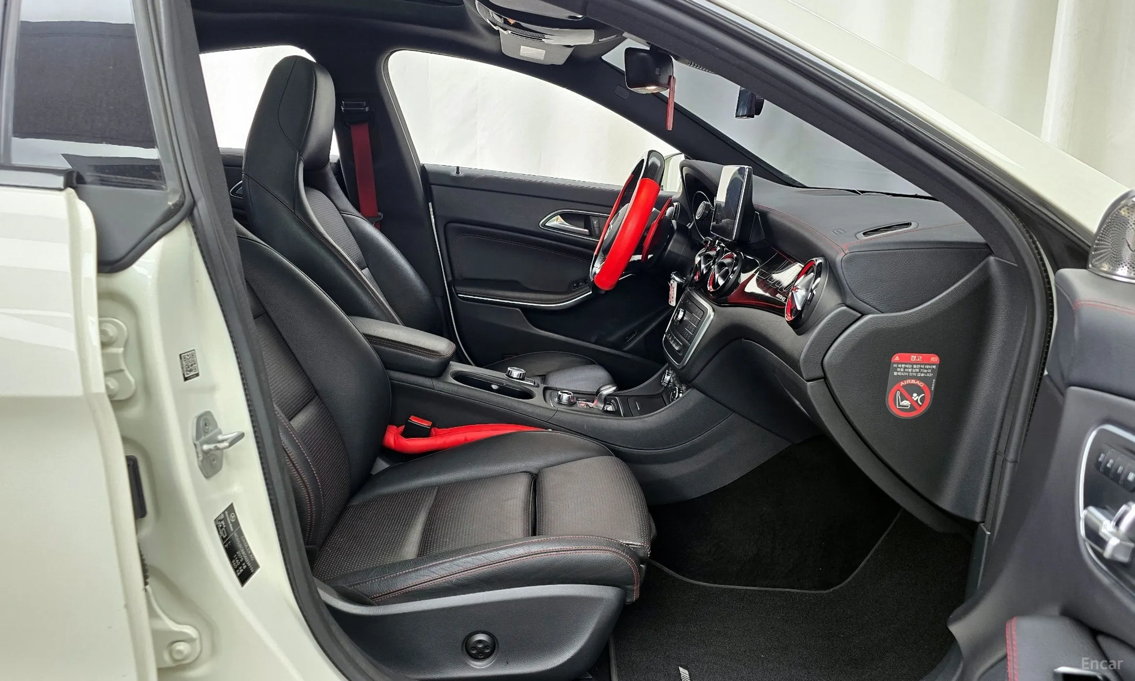 Mercedes Benz CLA-Class C117 превью 11
