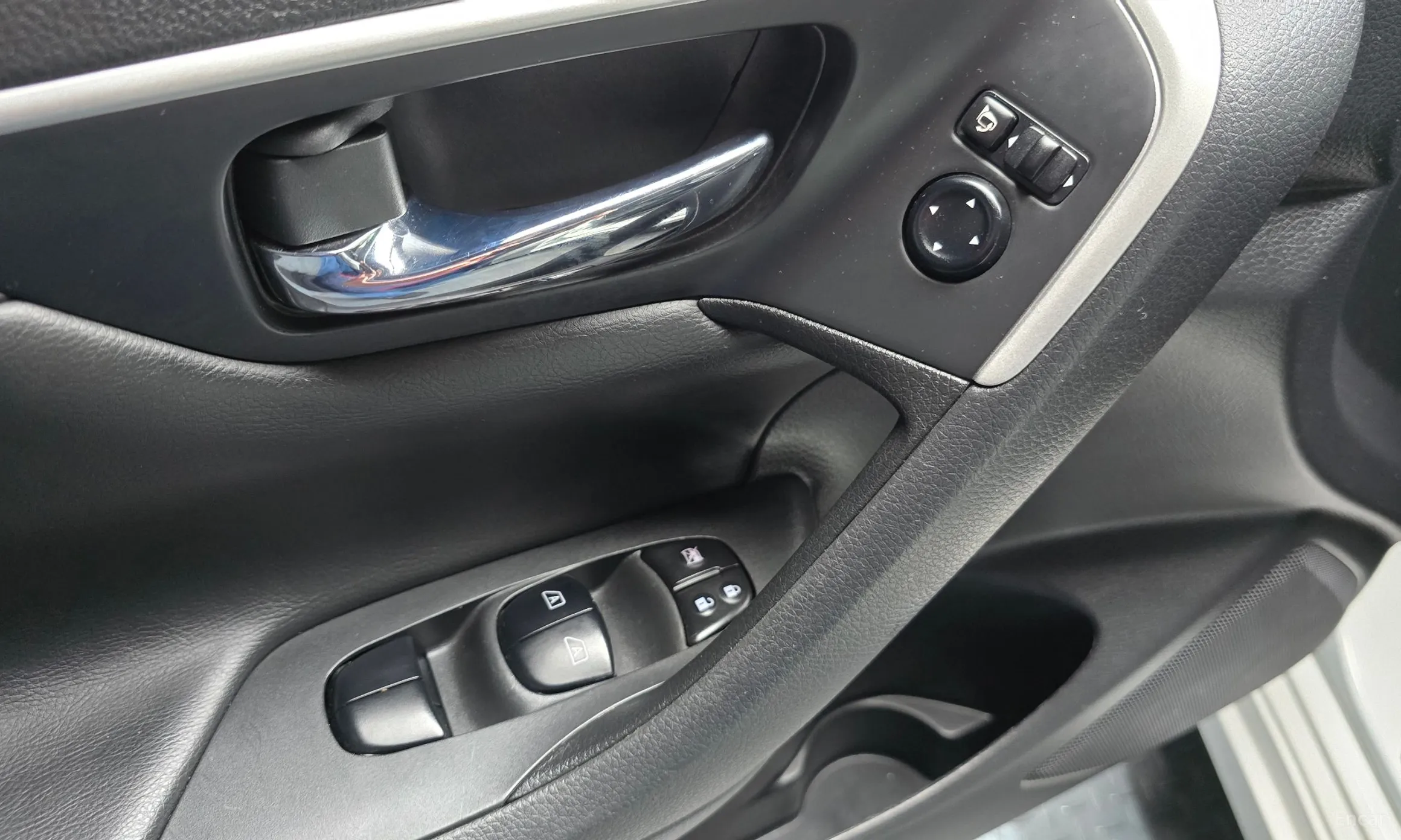 Nissan Altima превью 14