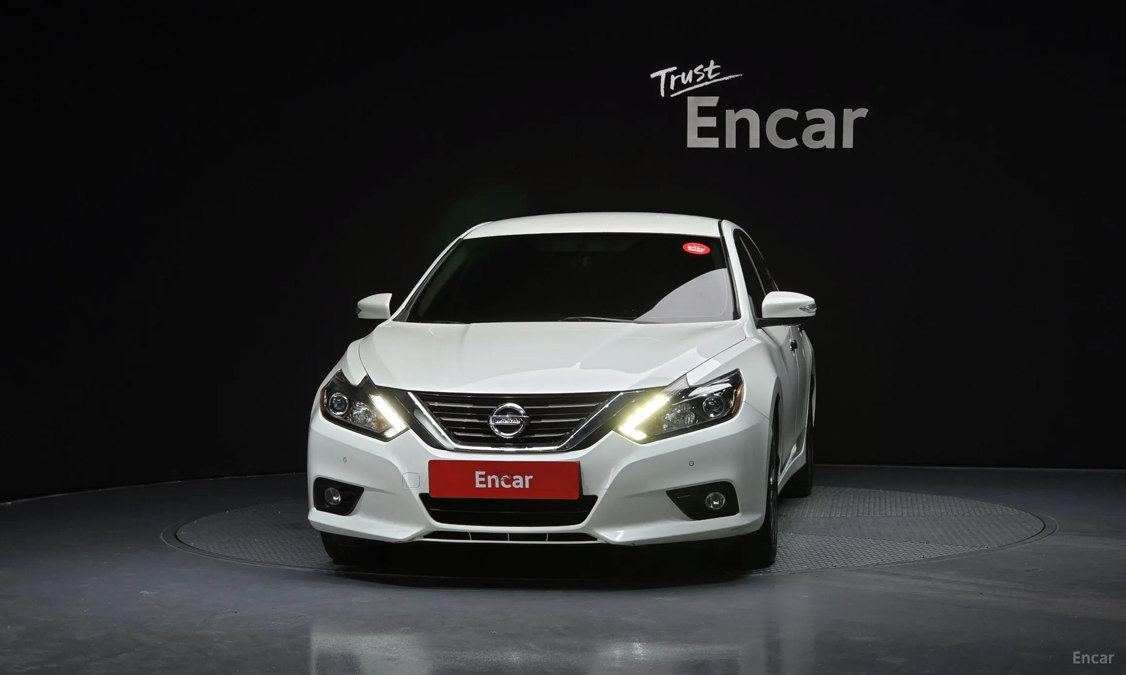 Nissan Altima превью 3