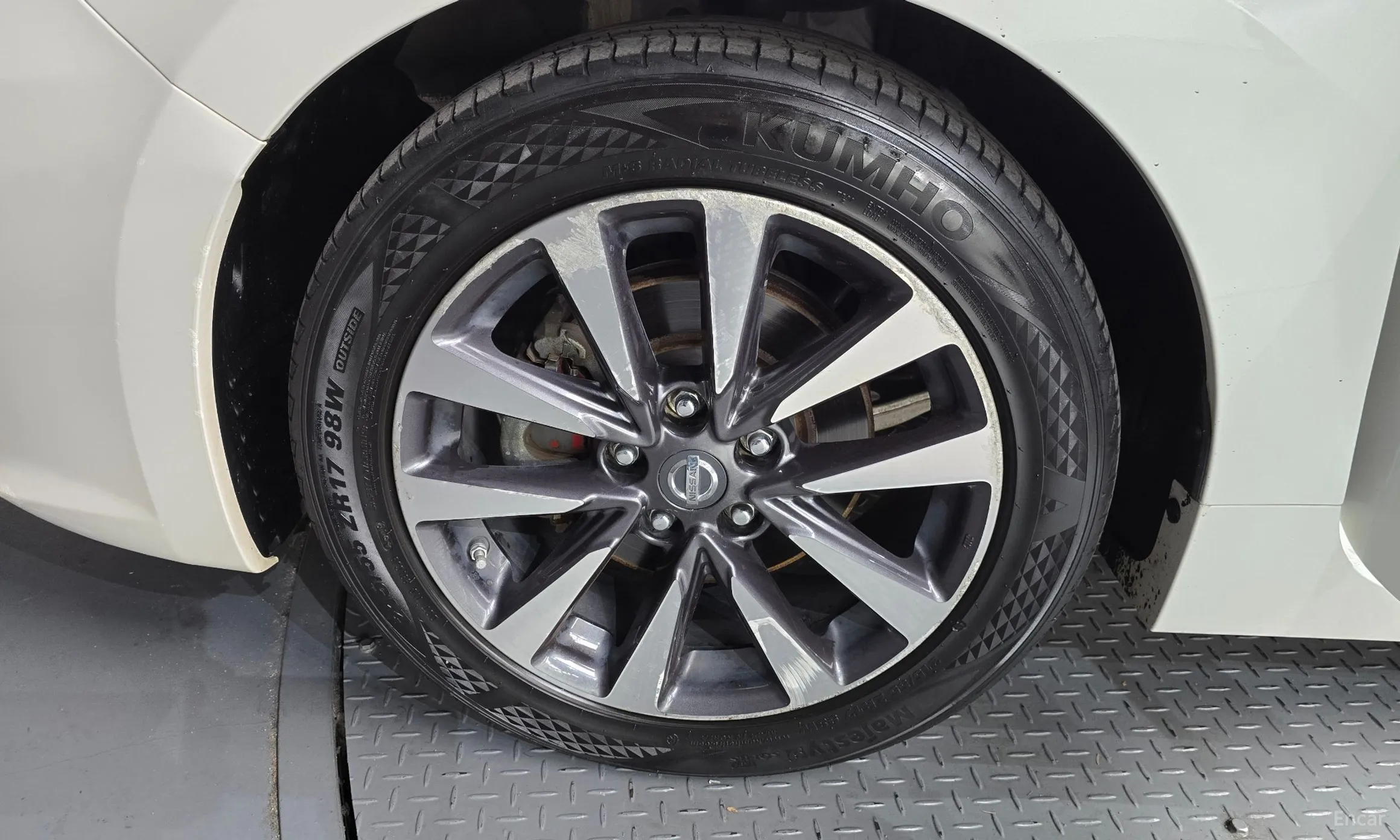 Nissan Altima превью 5