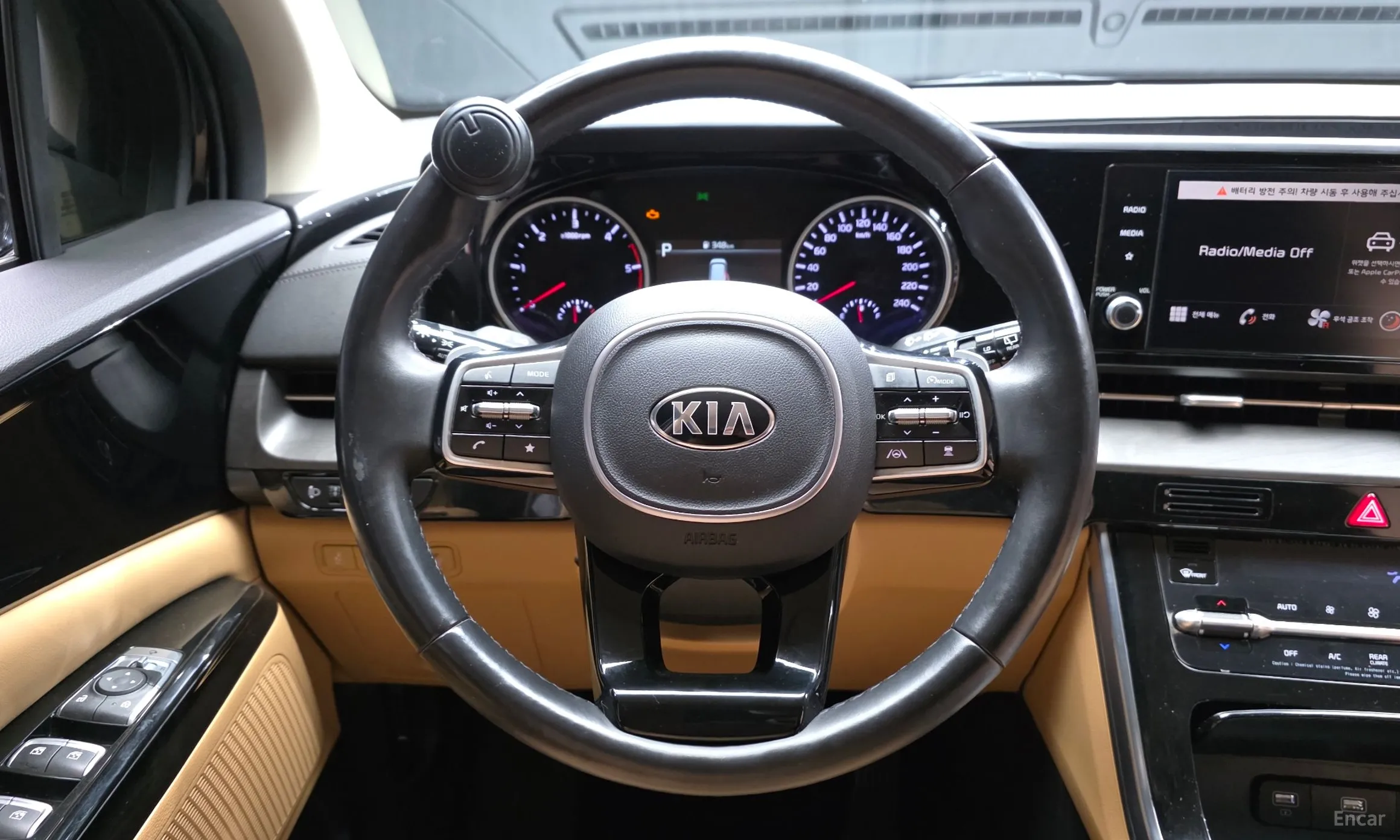 Kia Carnival Gen 4 превью 13