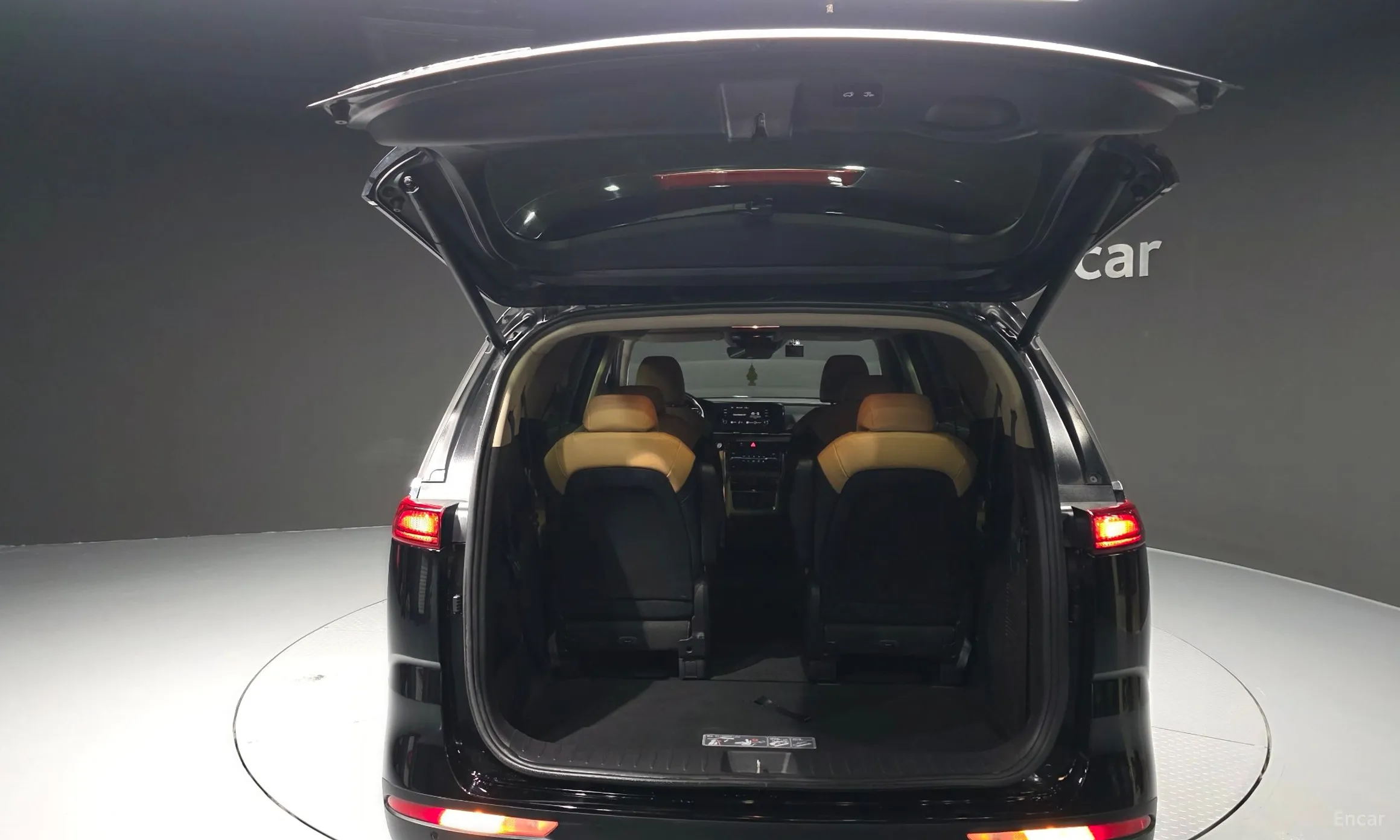 Kia Carnival Gen 4 превью 20