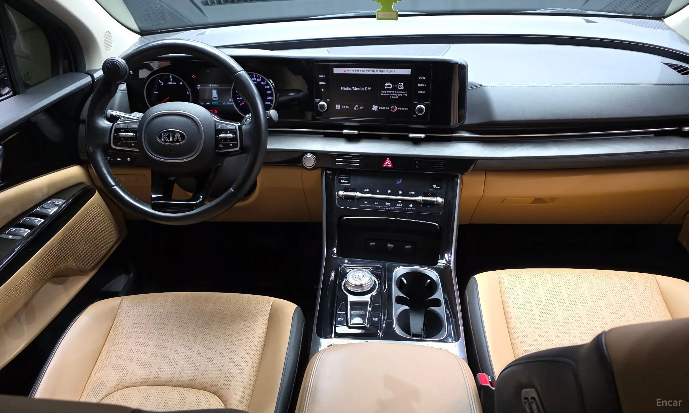 Kia Carnival Gen 4 превью 7