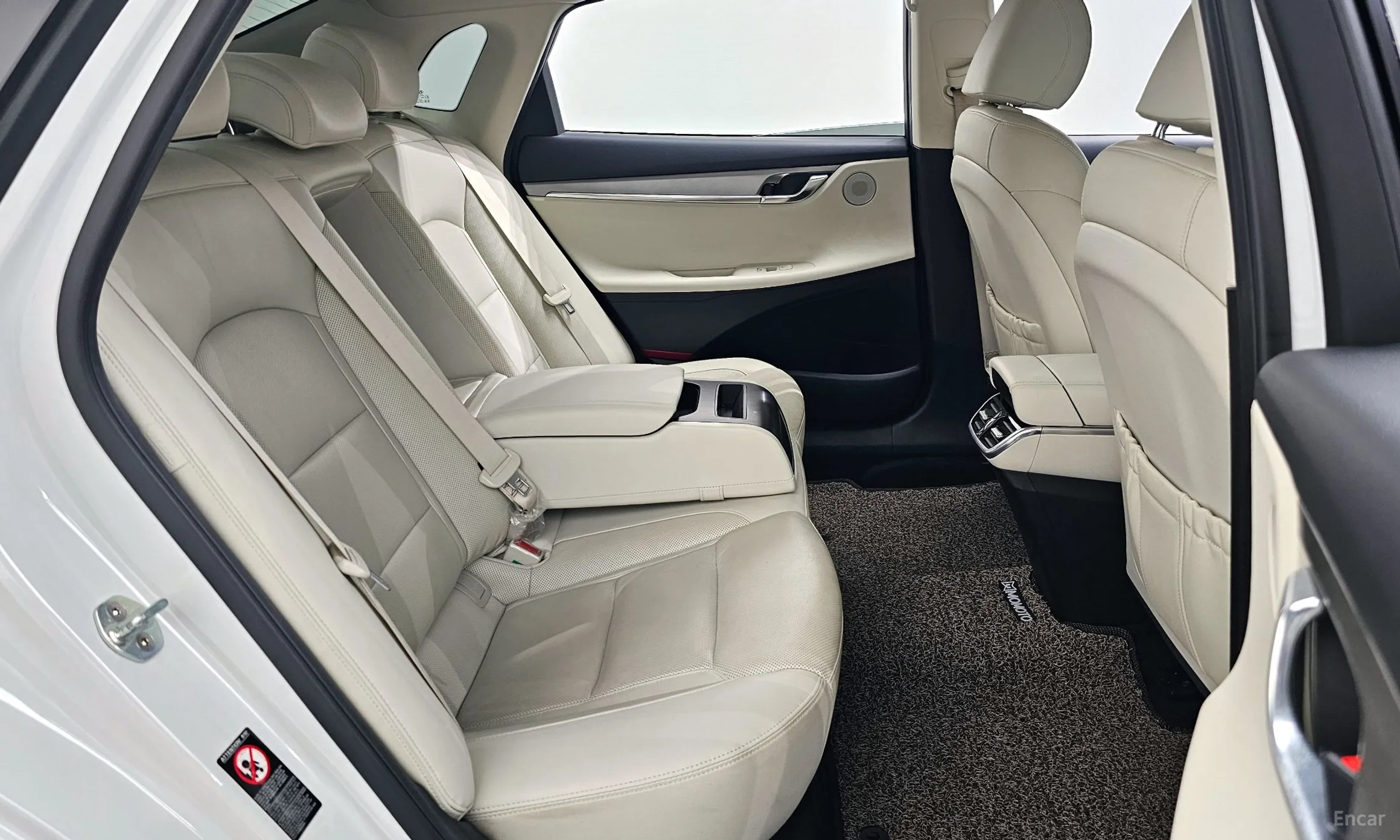 Hyundai Grandeur IG превью 12