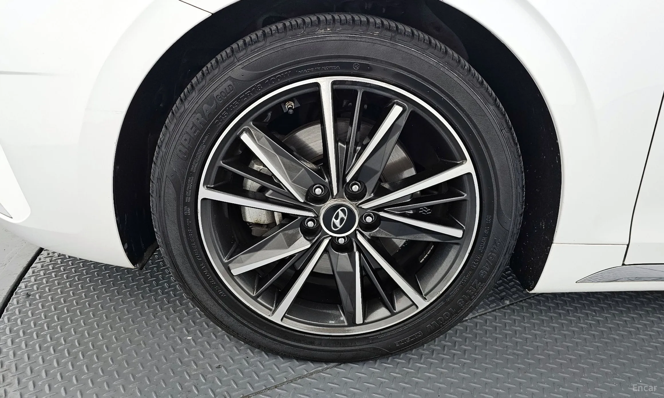 Hyundai Grandeur IG превью 5