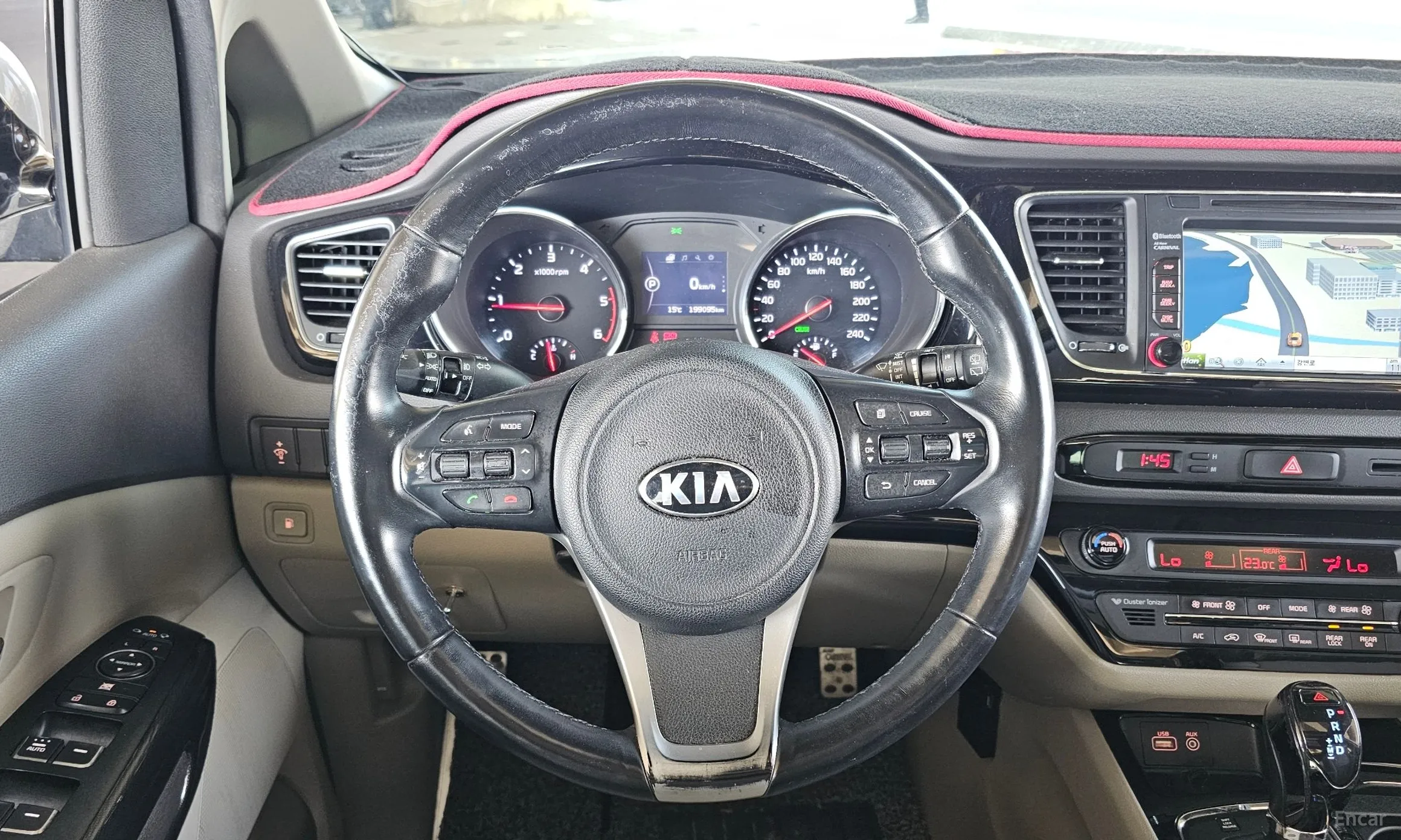 Kia Carnival превью 15