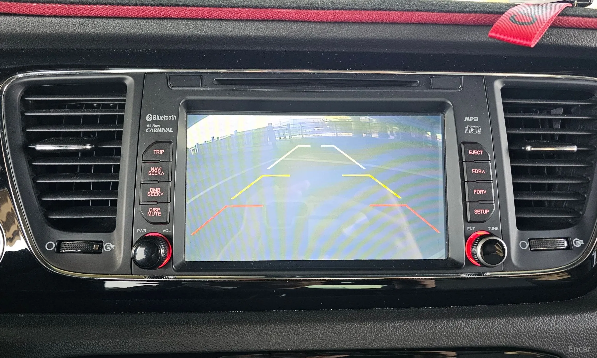 Kia Carnival превью 17