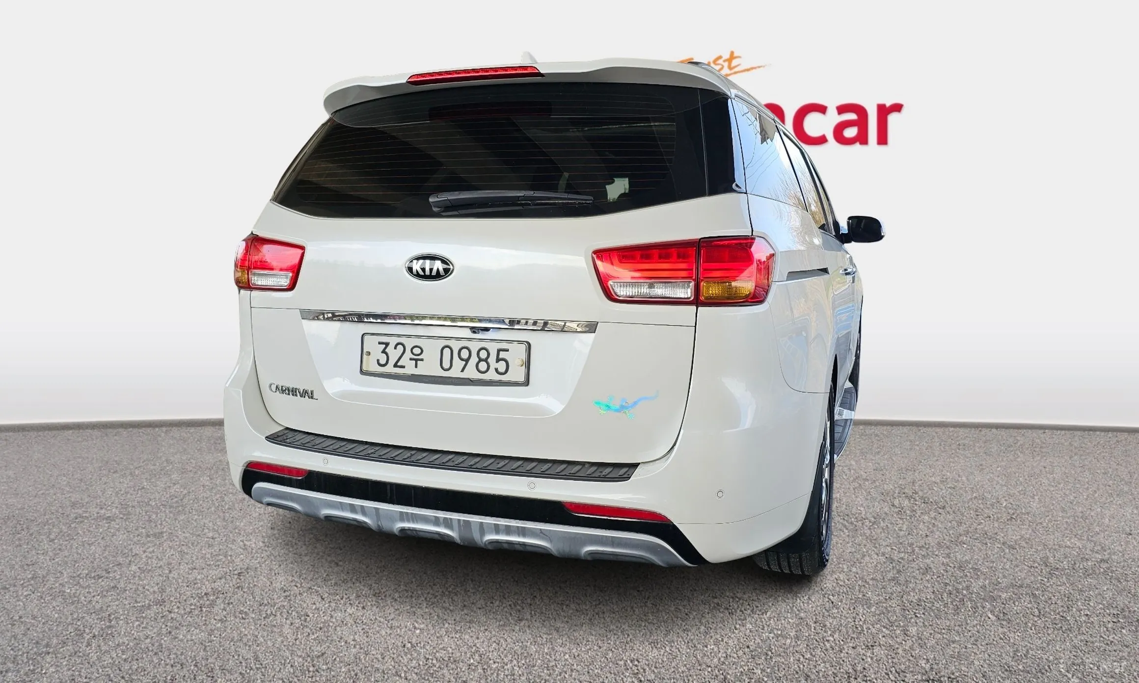 Kia Carnival превью 4