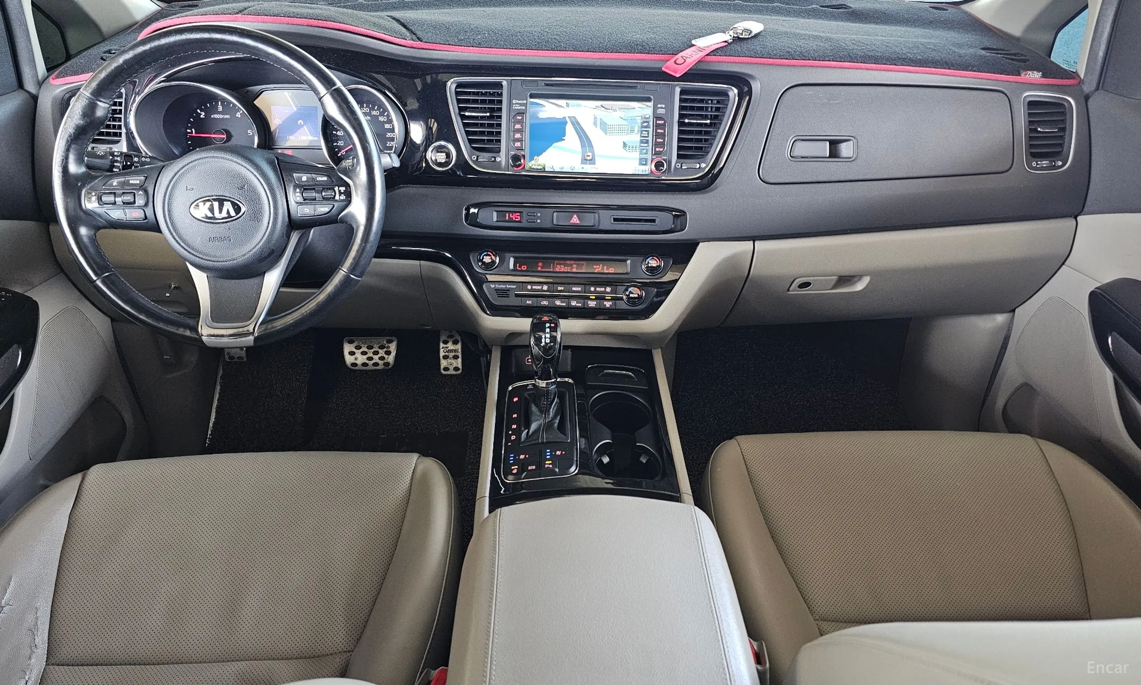 Kia Carnival превью 7