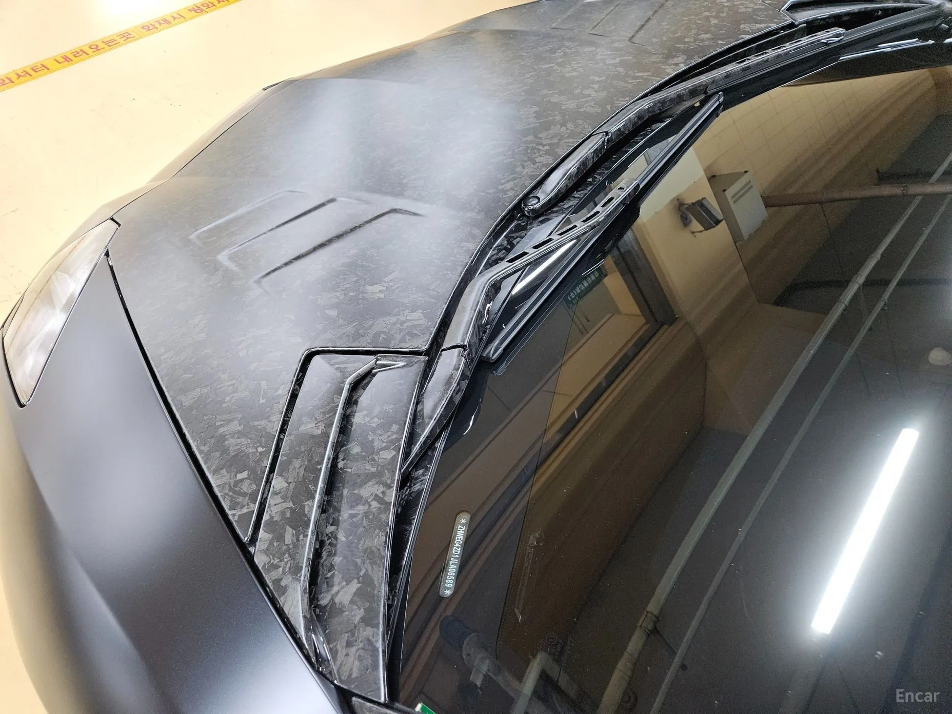 Lamborghini Aventador превью 10