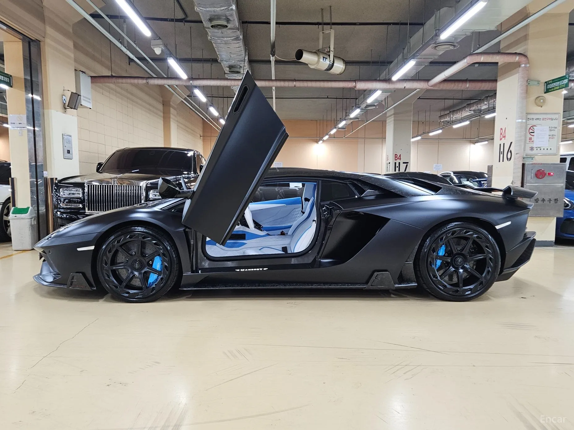 Lamborghini Aventador превью 4