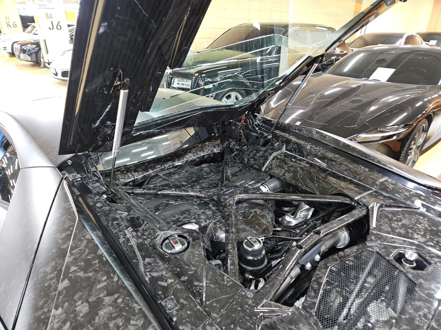 Lamborghini Aventador превью 8