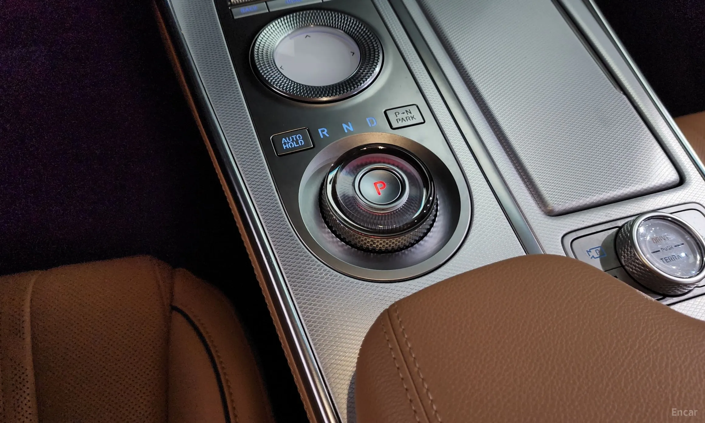 Genesis GV80 превью 9