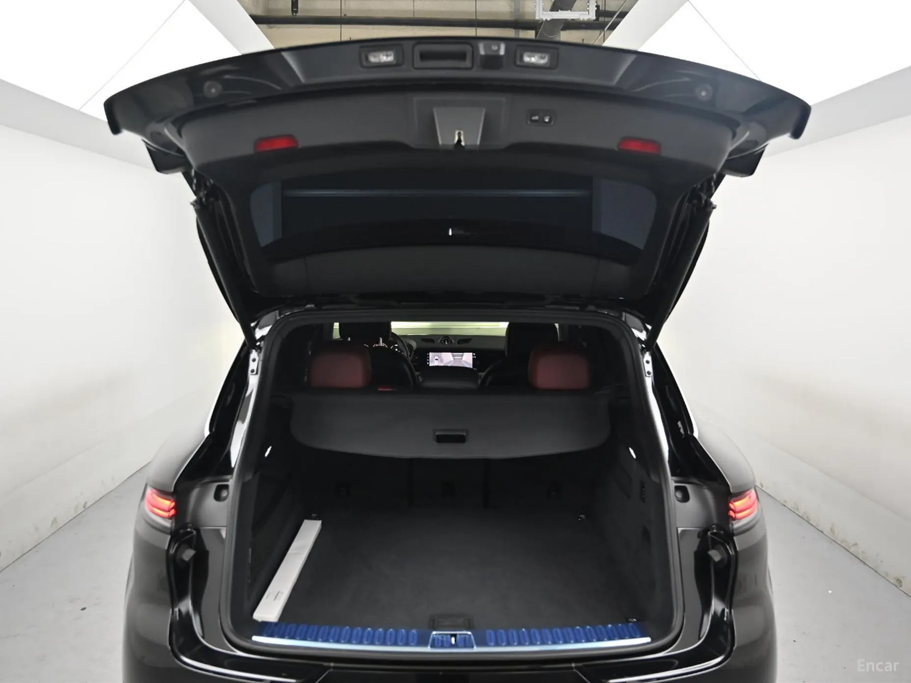 Porsche Cayenne (PO536) превью 20