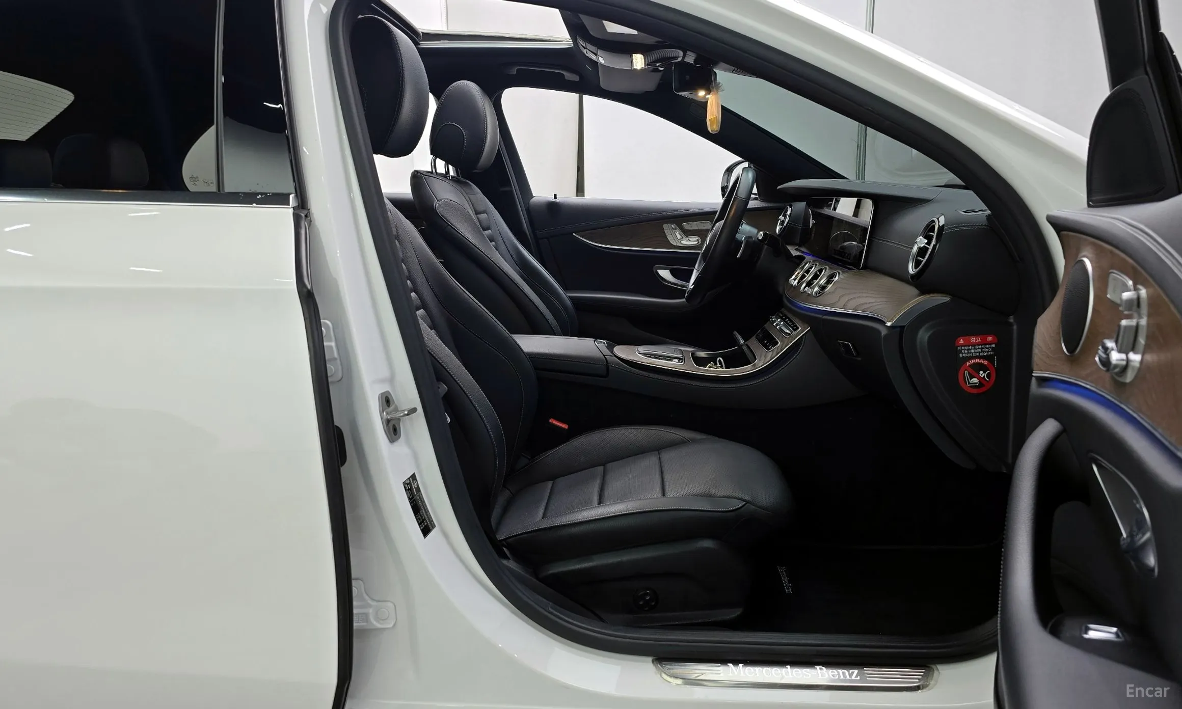 Mercedes Benz E-Class W213 превью 10