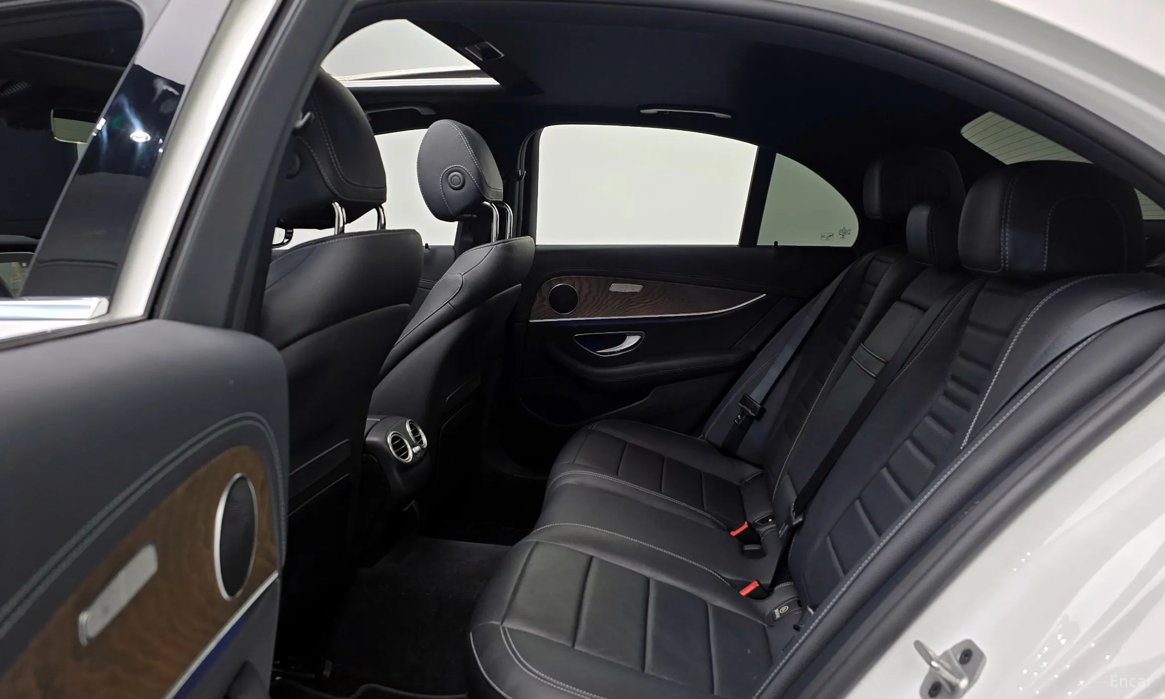 Mercedes Benz E-Class W213 превью 13