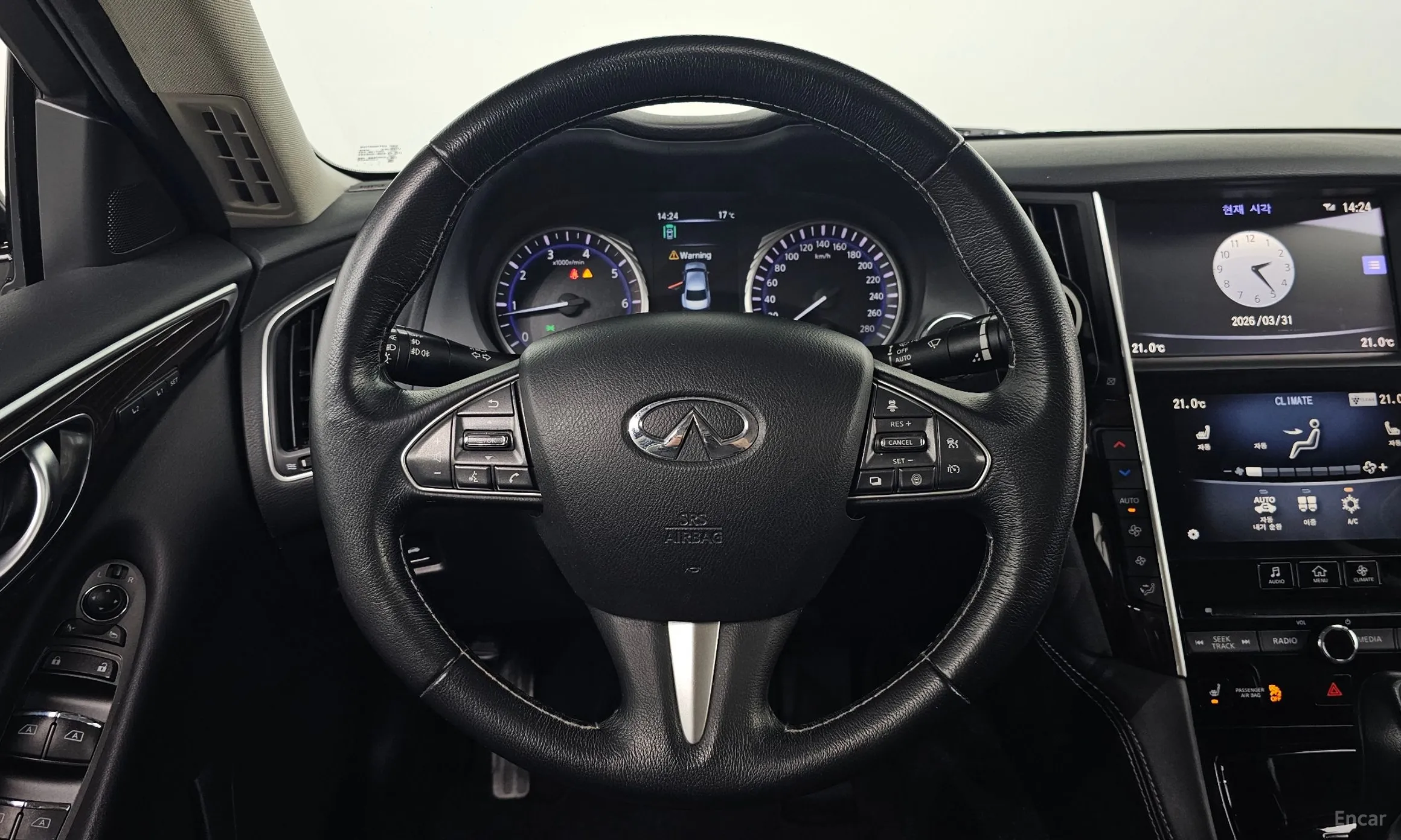Infiniti Q50 превью 13