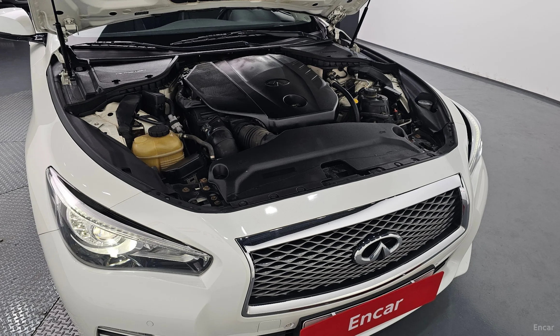 Infiniti Q50 превью 6