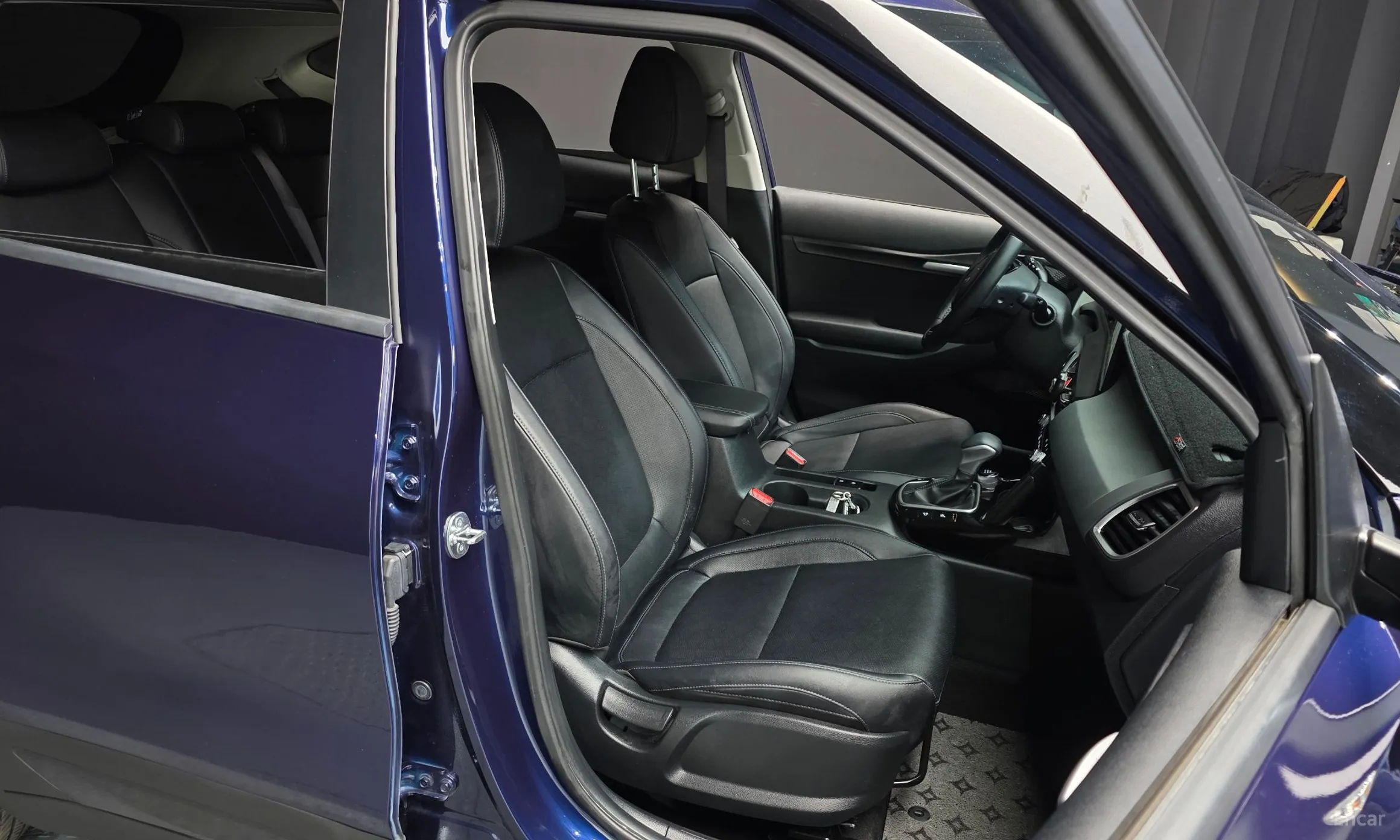 Kia Seltos превью 12