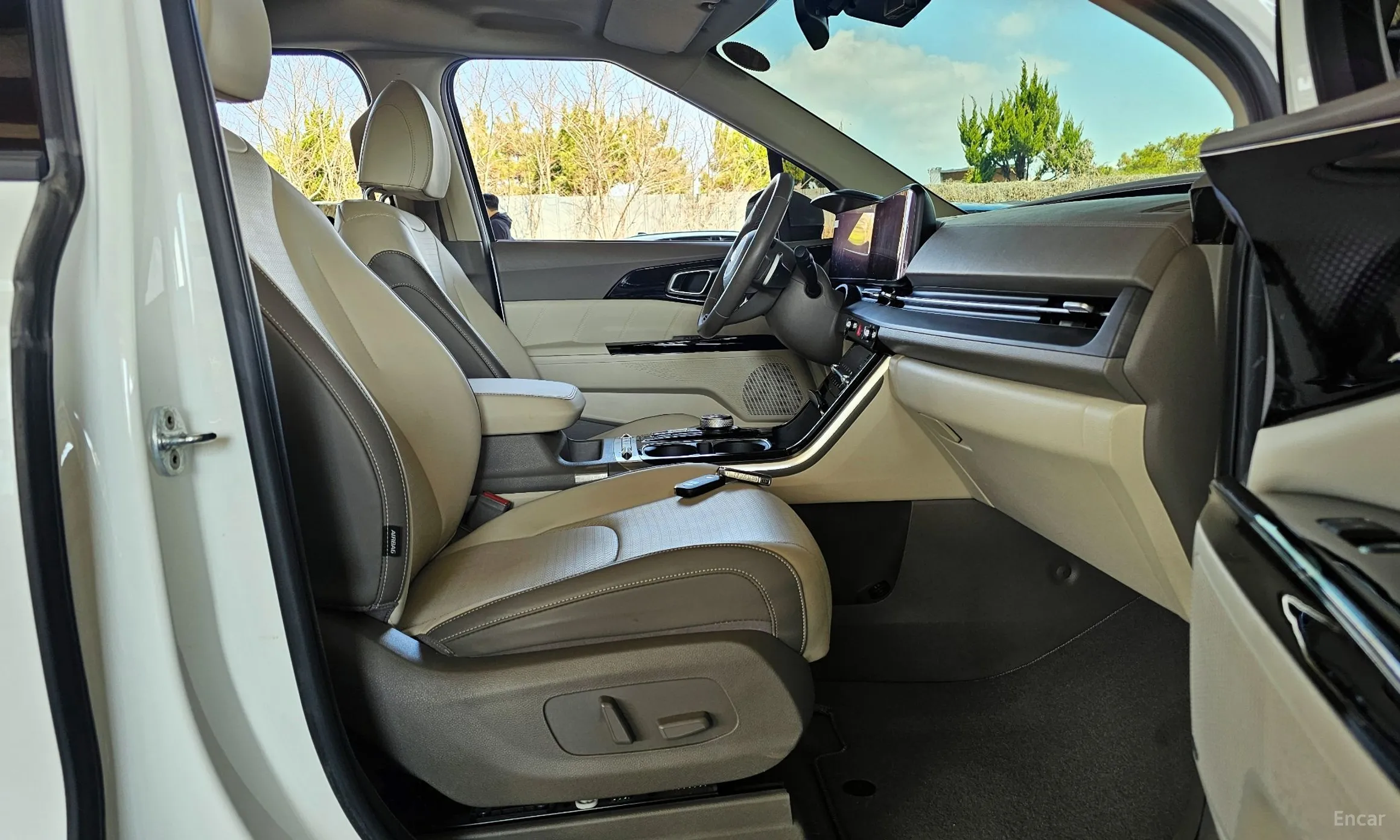 Kia Carnival Gen 4 превью 10