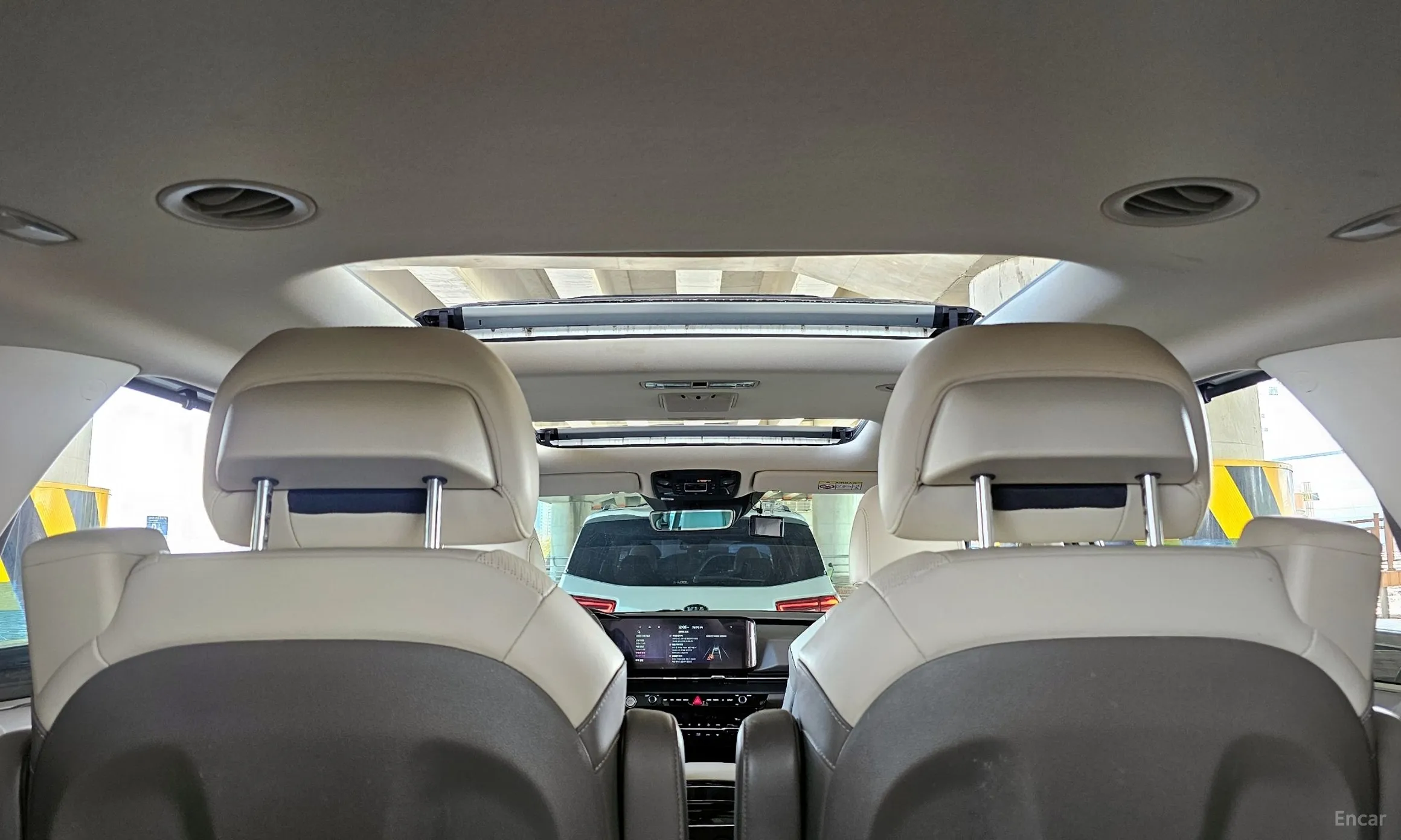 Kia Carnival Gen 4 превью 11
