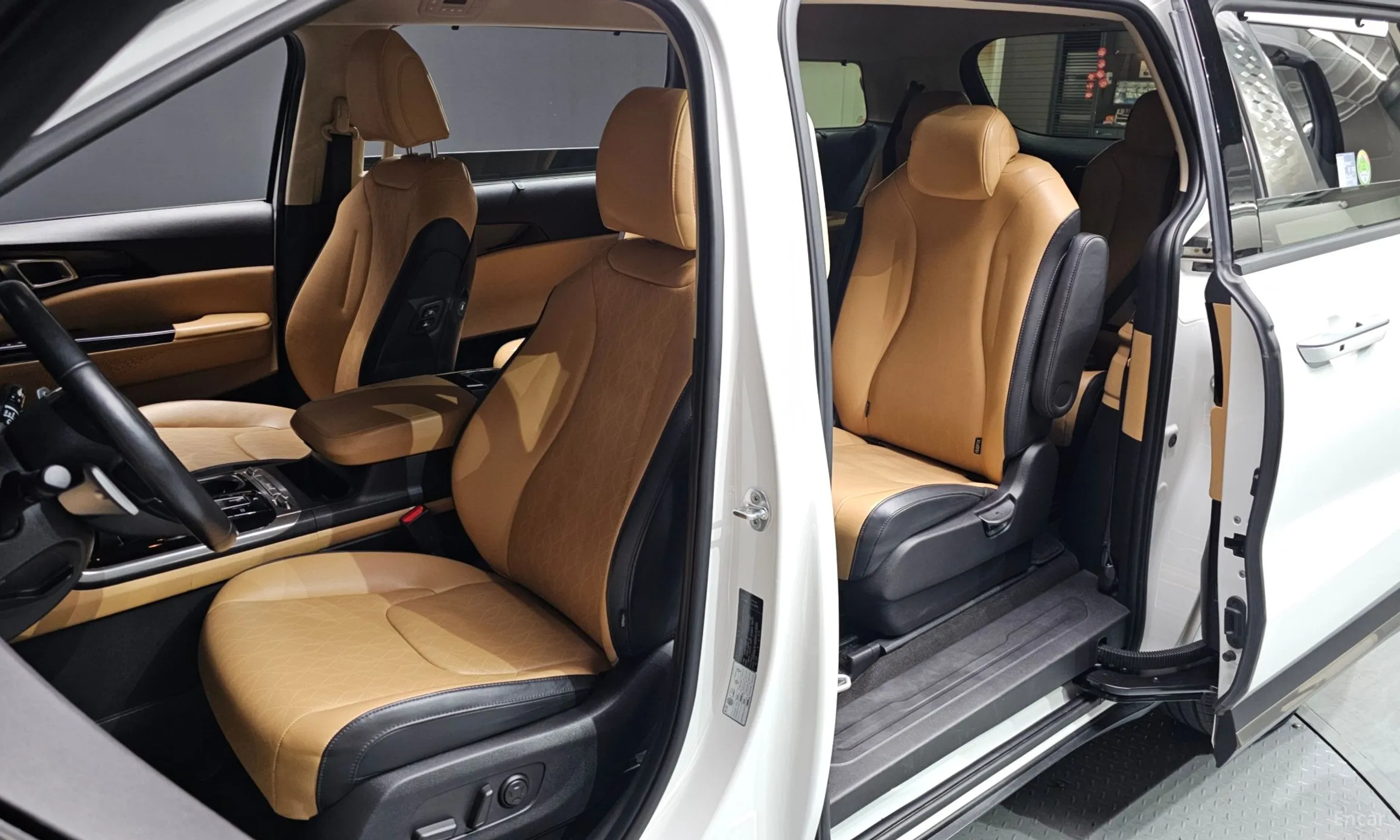 Kia Carnival Gen 4 превью 11