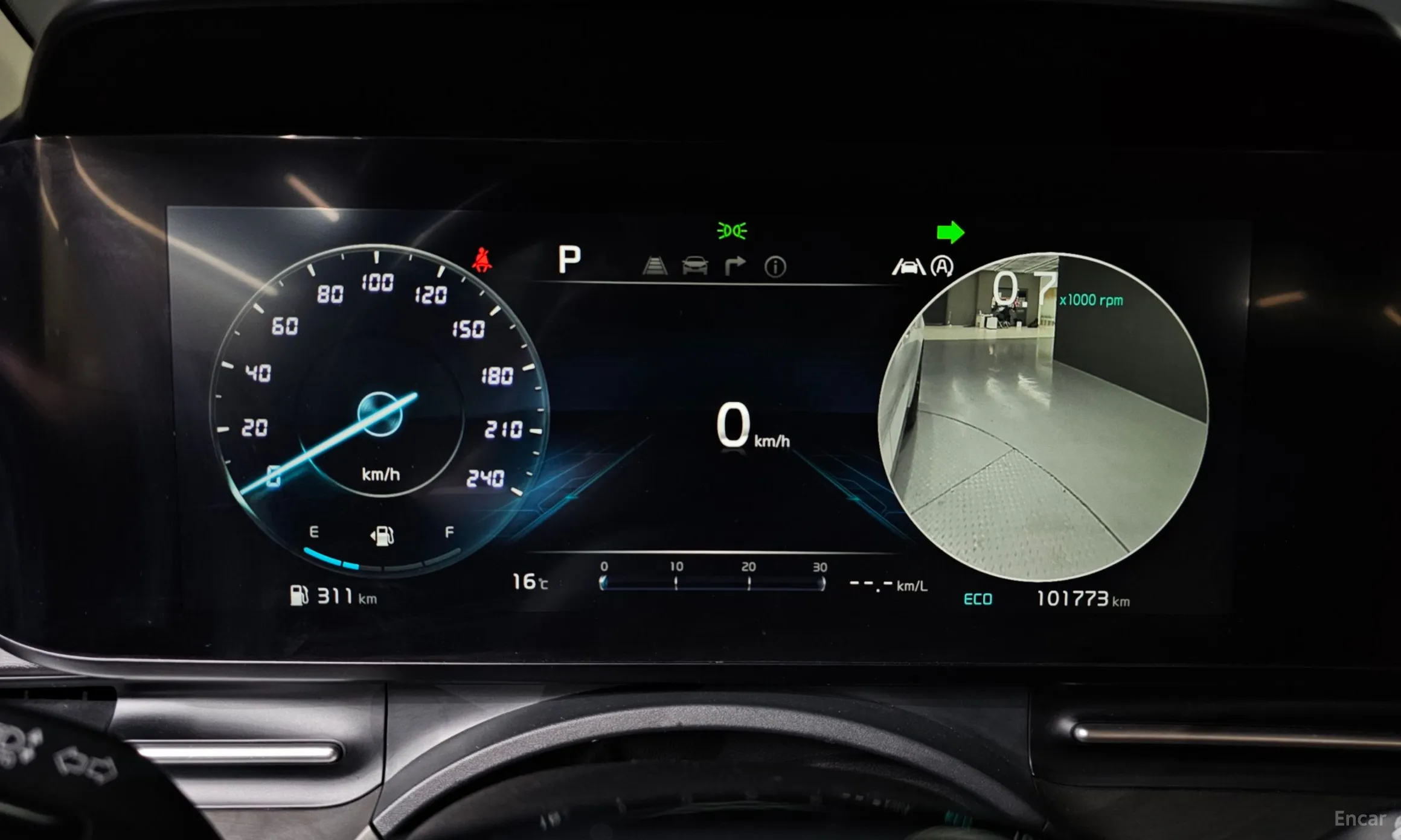 Kia Carnival Gen 4 превью 8