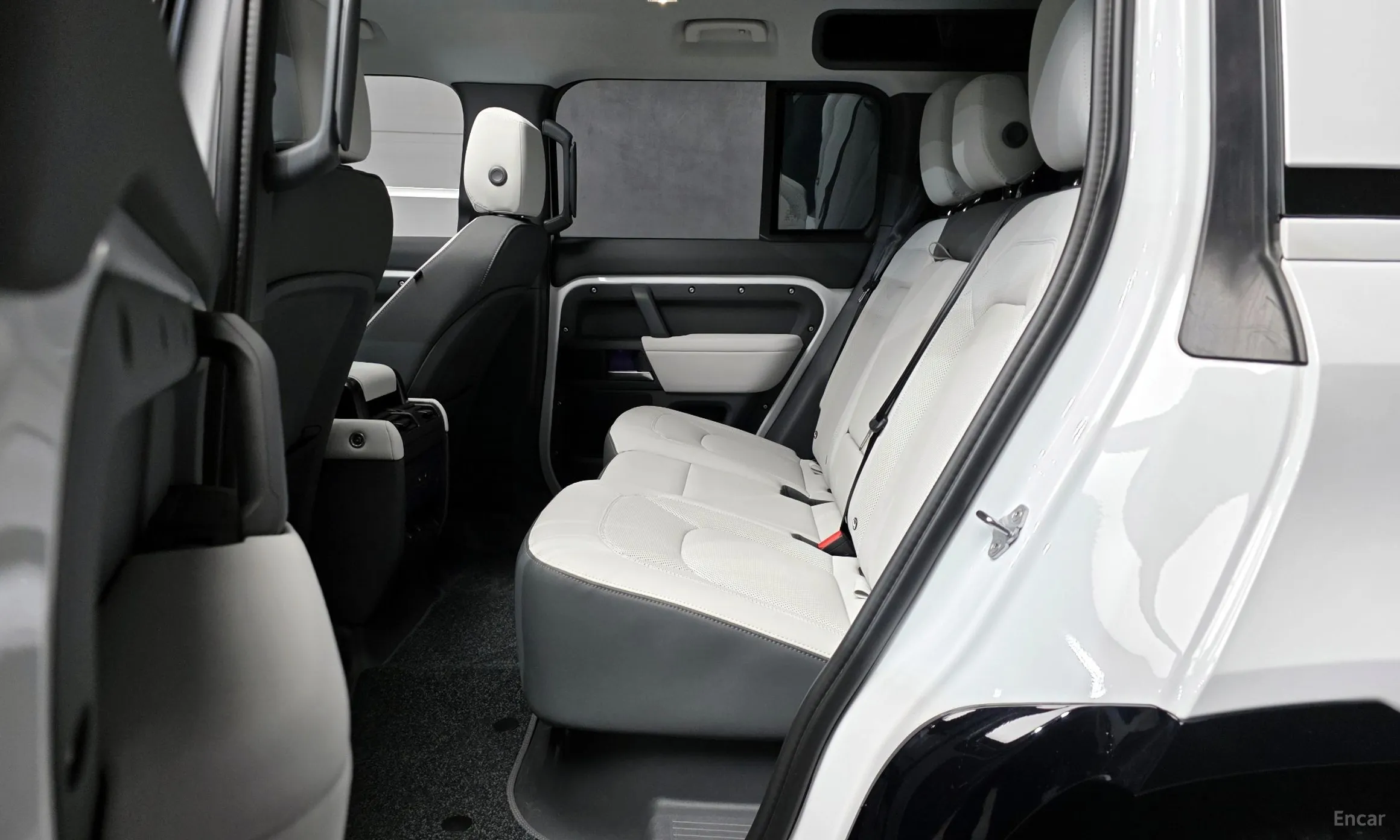 Land Rover Defender (L663) превью 12