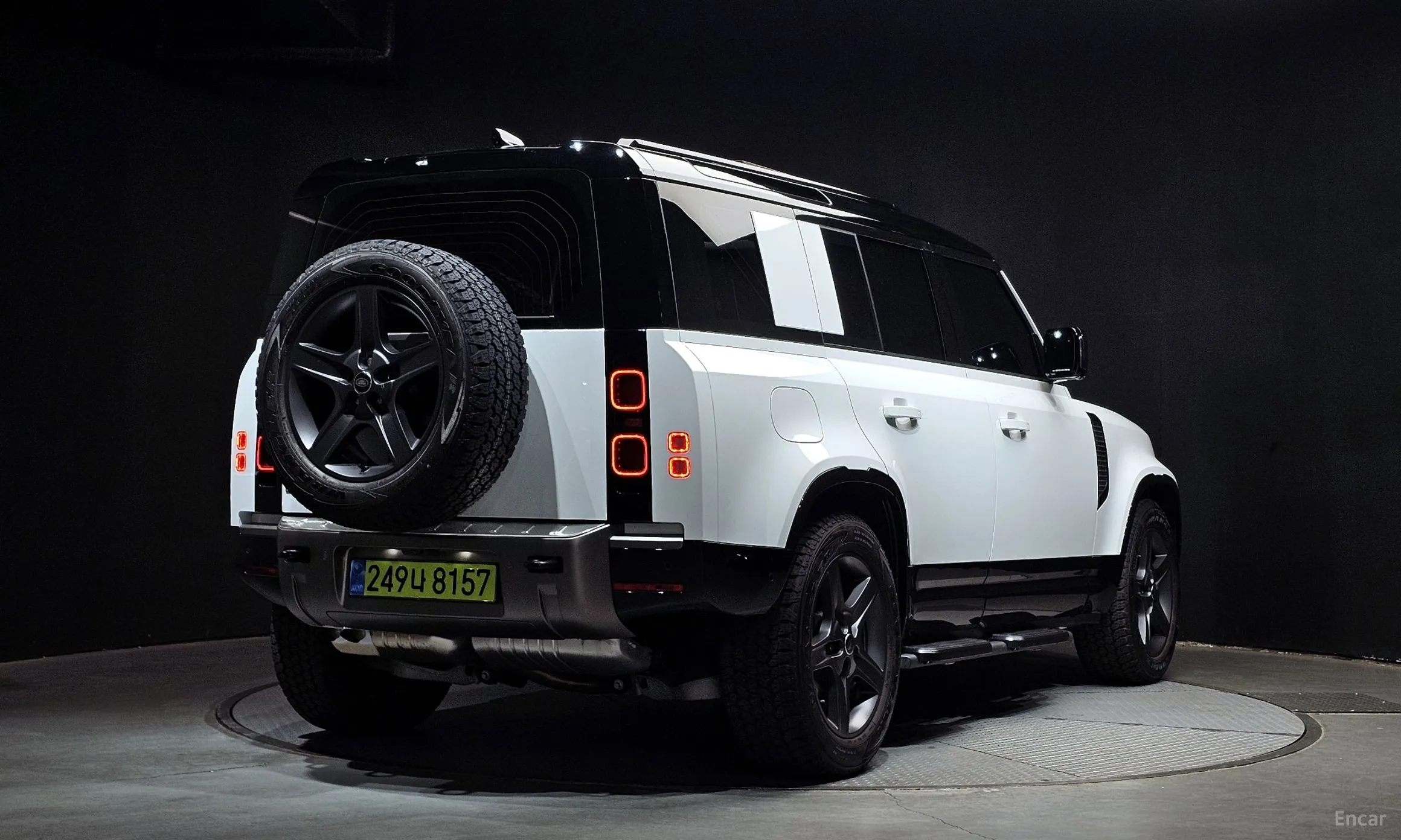 Land Rover Defender (L663)